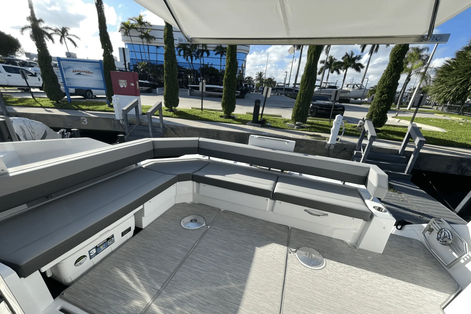 2023 Cruisers Yachts
                                                             42 Cantius Image Thumbnail #11