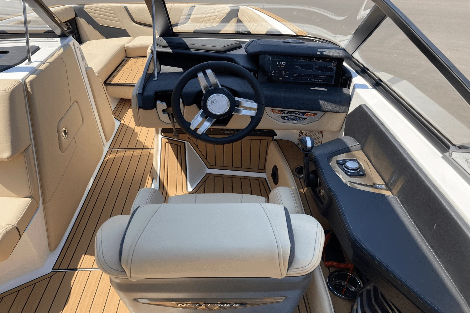 2023 Nautique
                                                             Super Air Nautique G25 Image Thumbnail #24