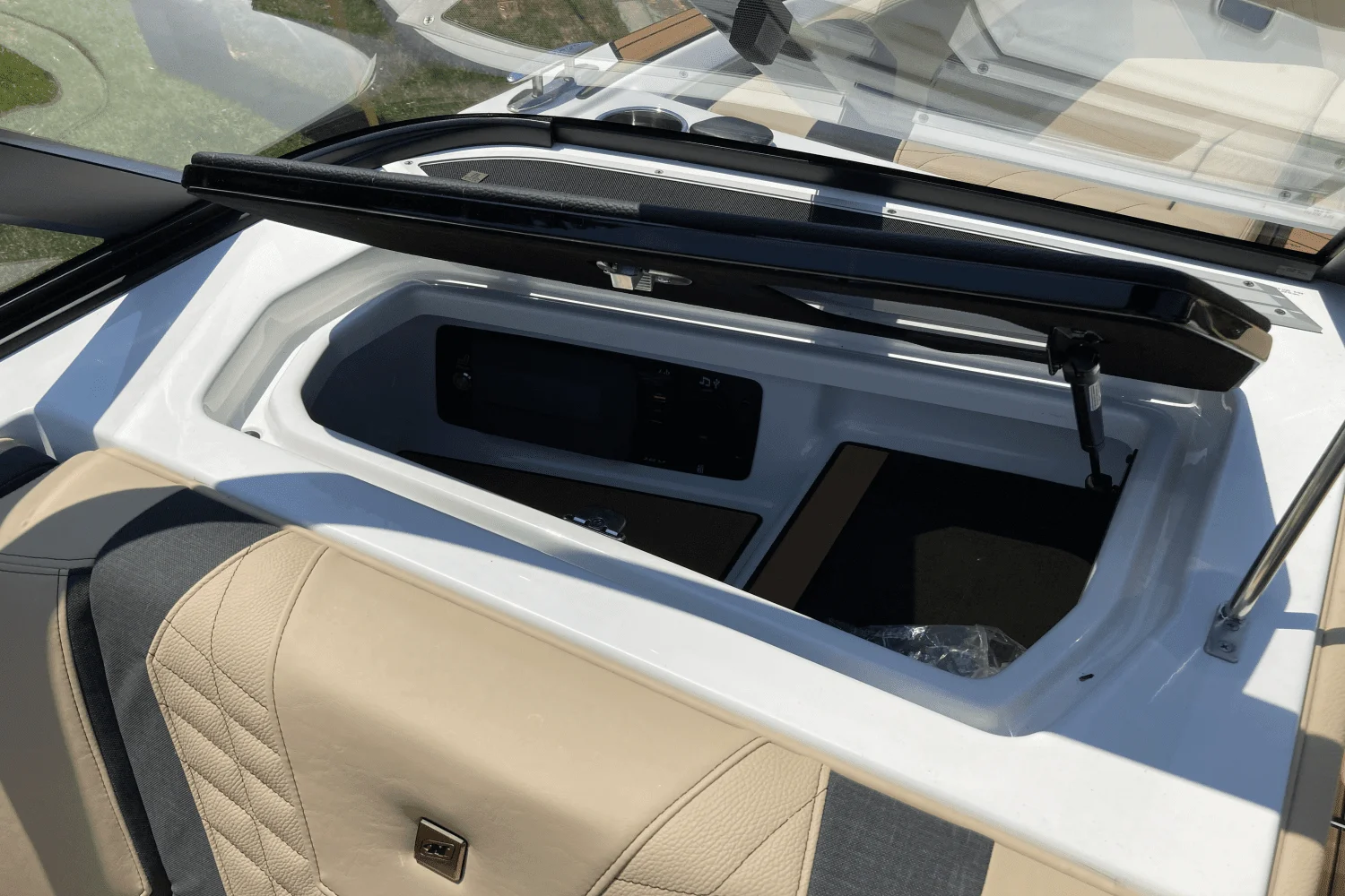 2023 Nautique
                                                             Super Air Nautique G25 Image Thumbnail #22