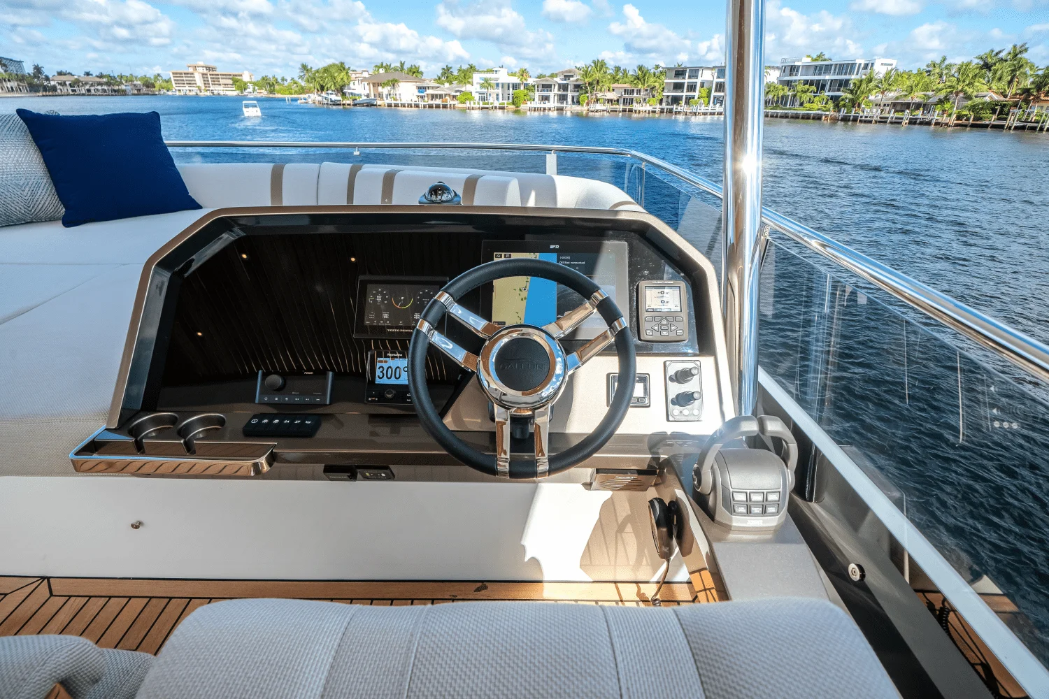 2026 Galeon 640 FLY Image Thumbnail #28