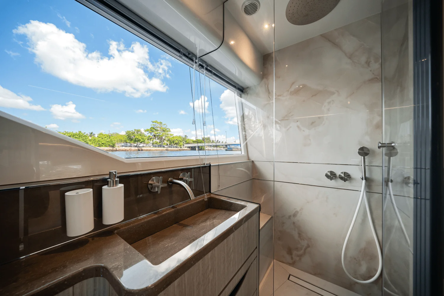 2026 Galeon 640 FLY Image Thumbnail #73