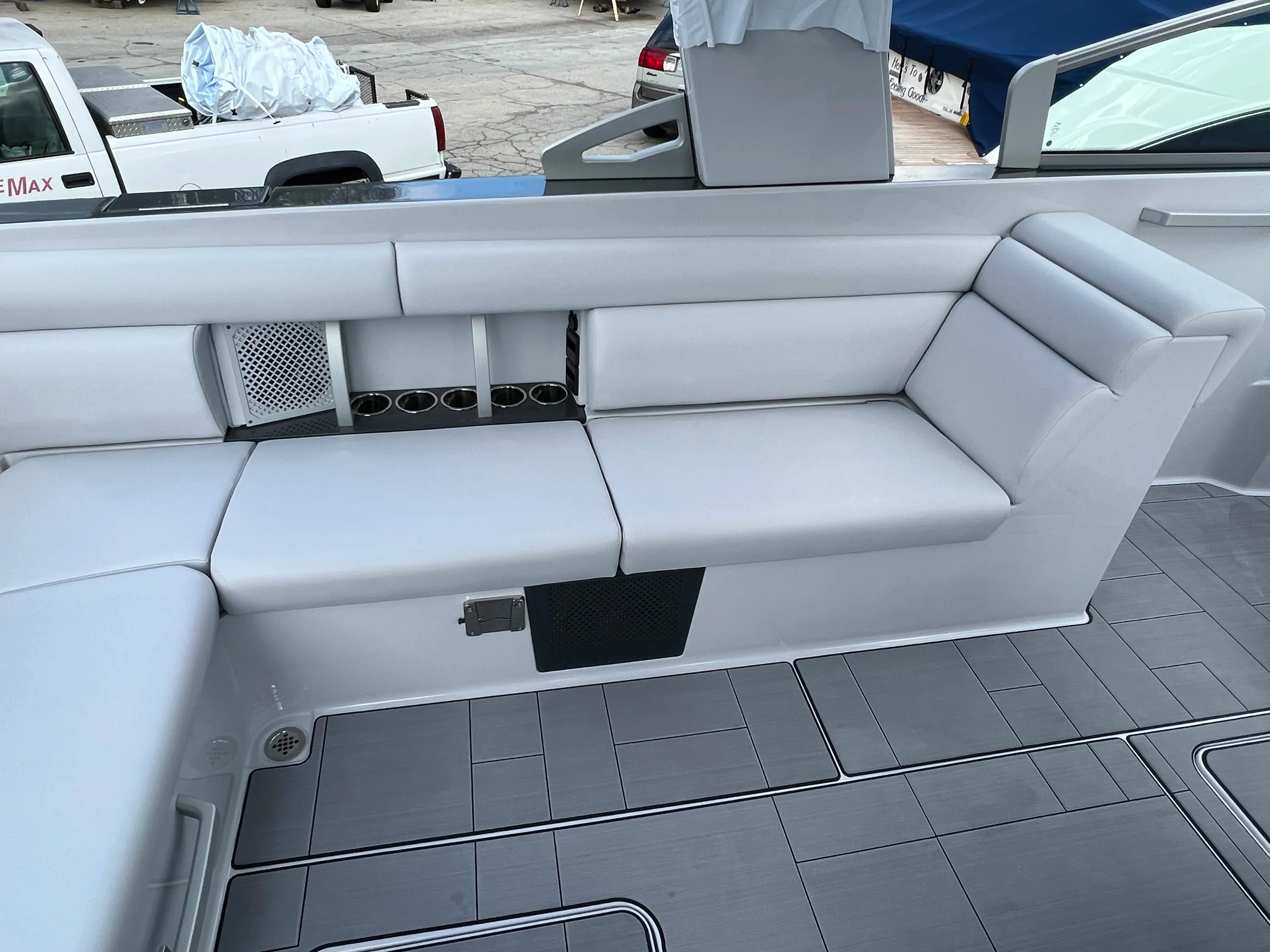 2023 Aviara AV32 Image Thumbnail #13