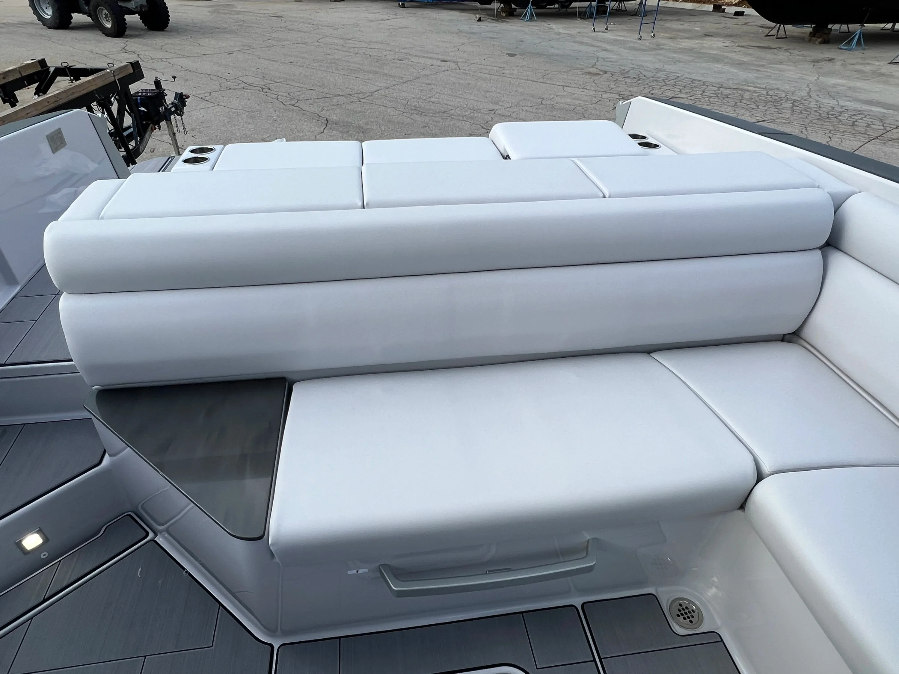 2023 Aviara AV32 Image Thumbnail #9