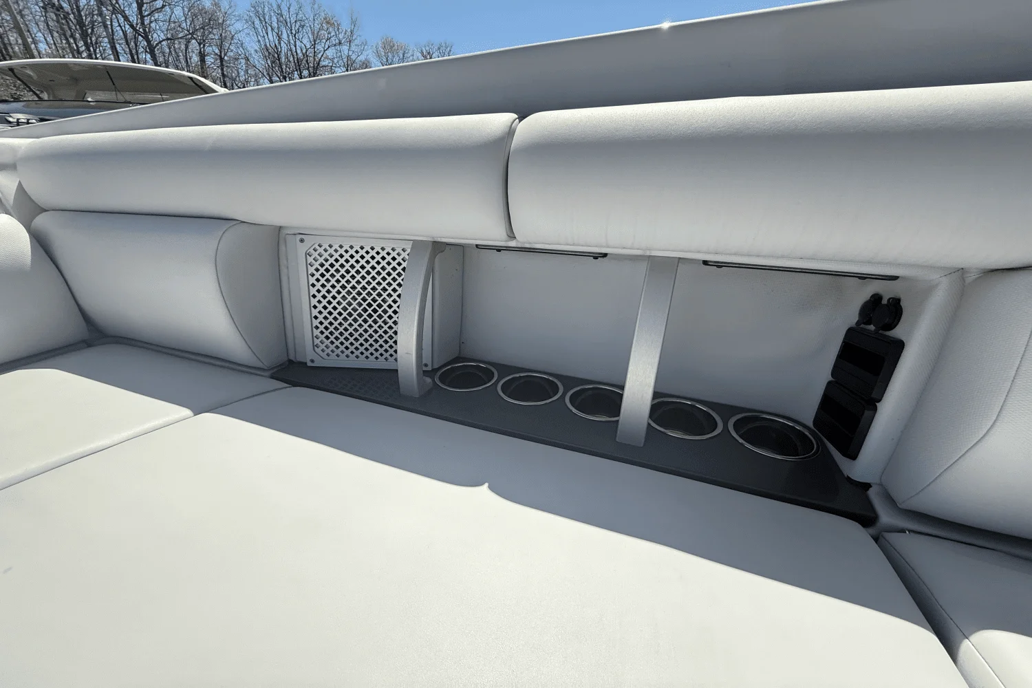 2023 Aviara AV32 Image Thumbnail #12