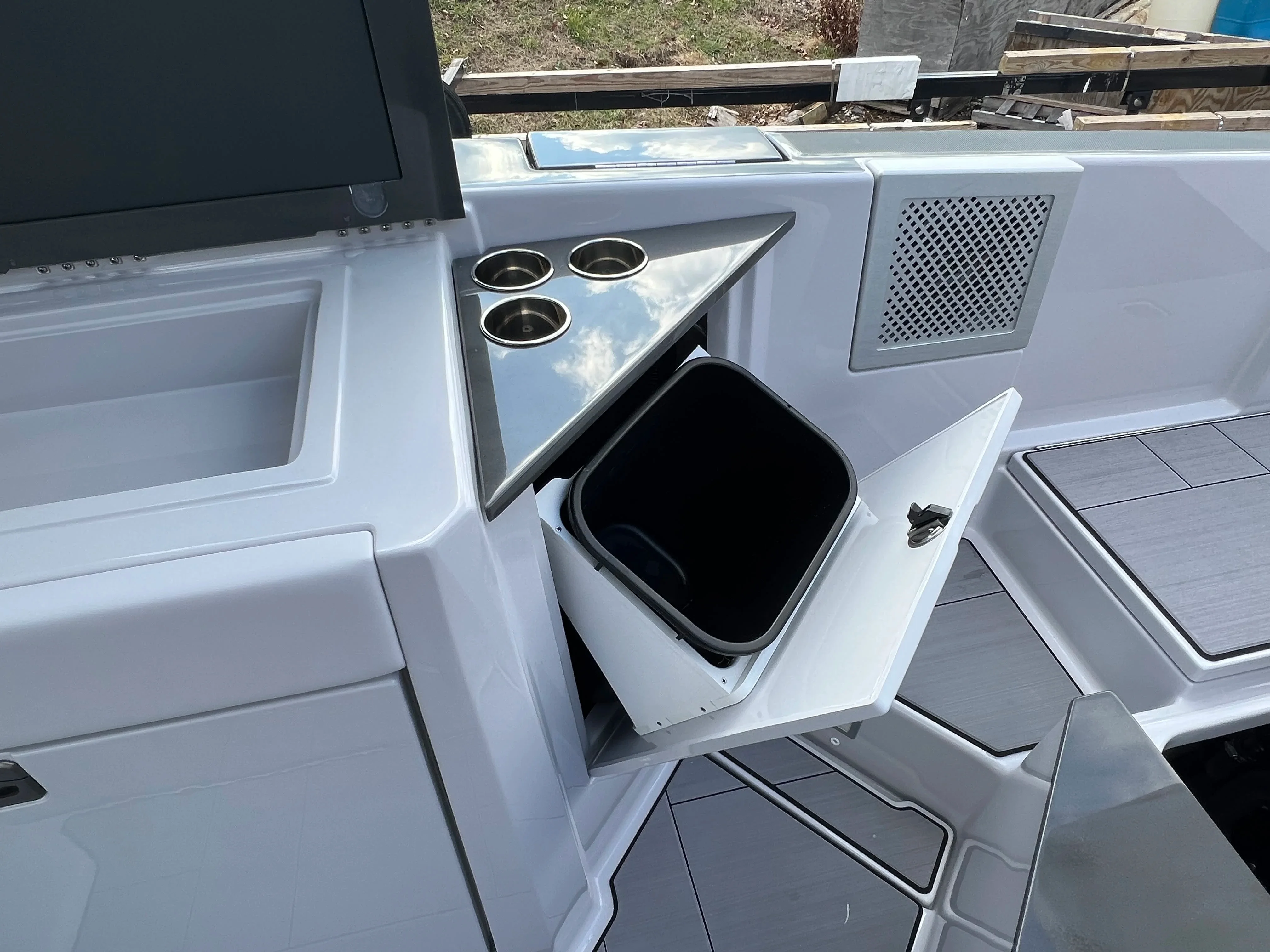 2023 Aviara AV32 Image Thumbnail #27