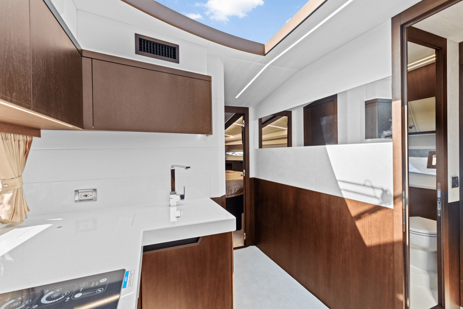 2024 Galeon 425 HTS Image Thumbnail #29