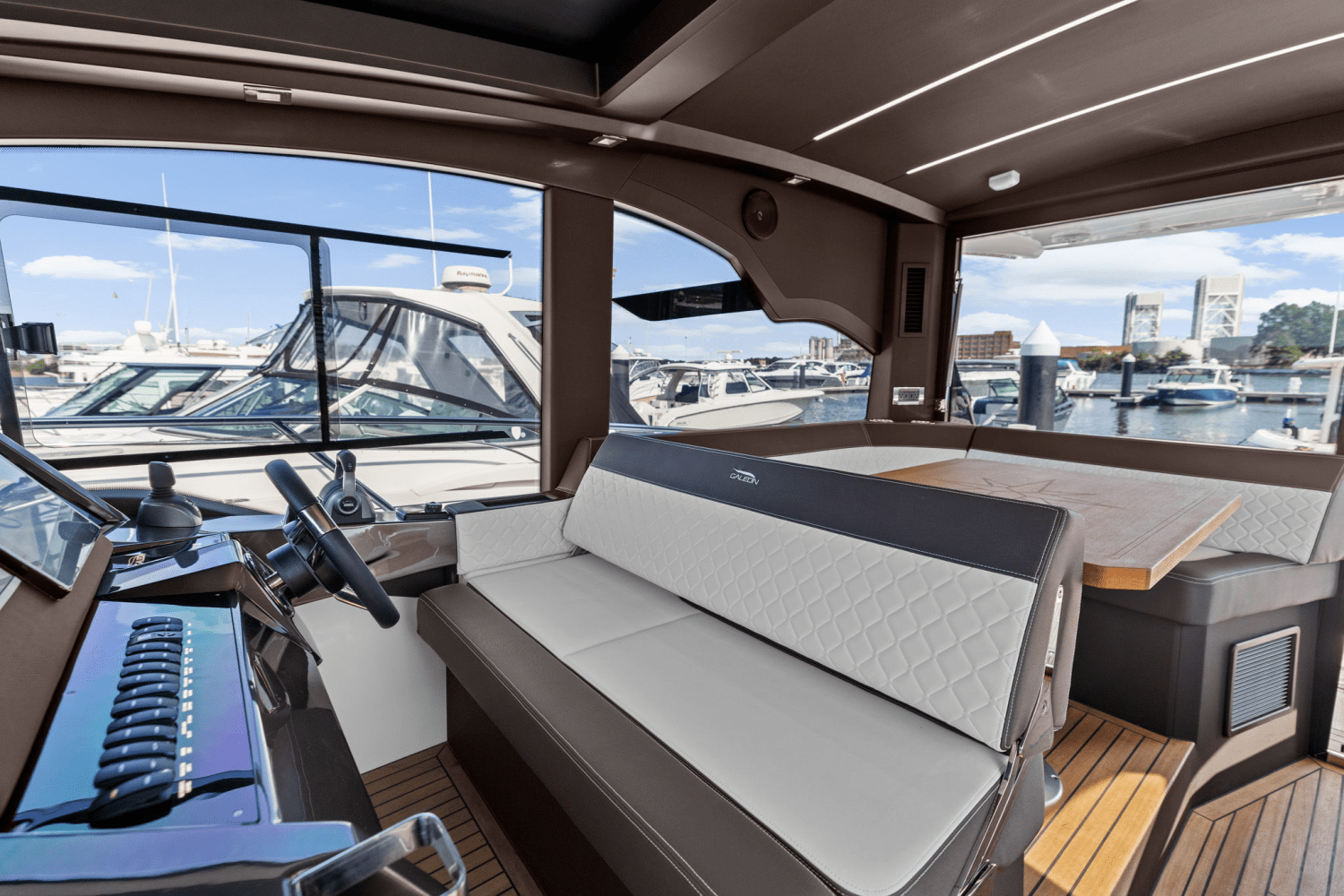 2024 Galeon 425 HTS Image Thumbnail #18