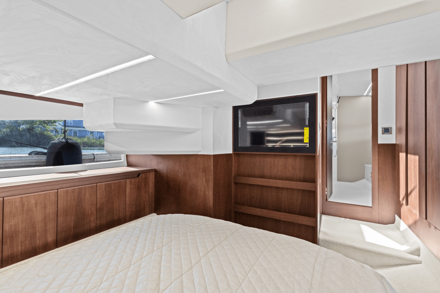 2024 Galeon 425 HTS Image Thumbnail #31