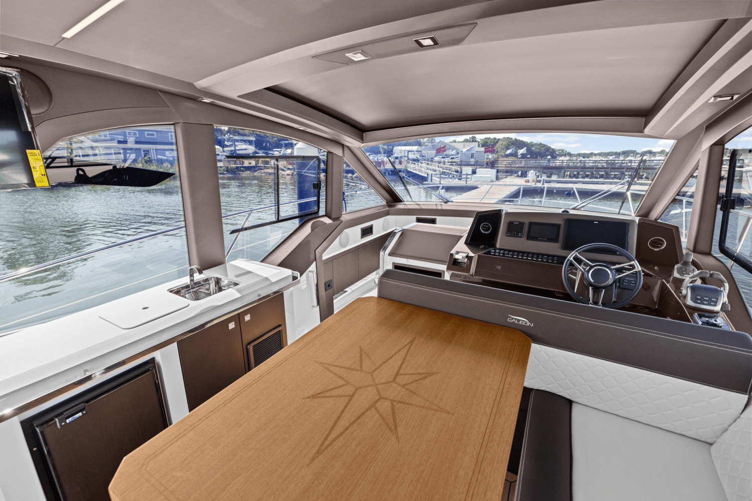2024 Galeon 425 HTS Image Thumbnail #16