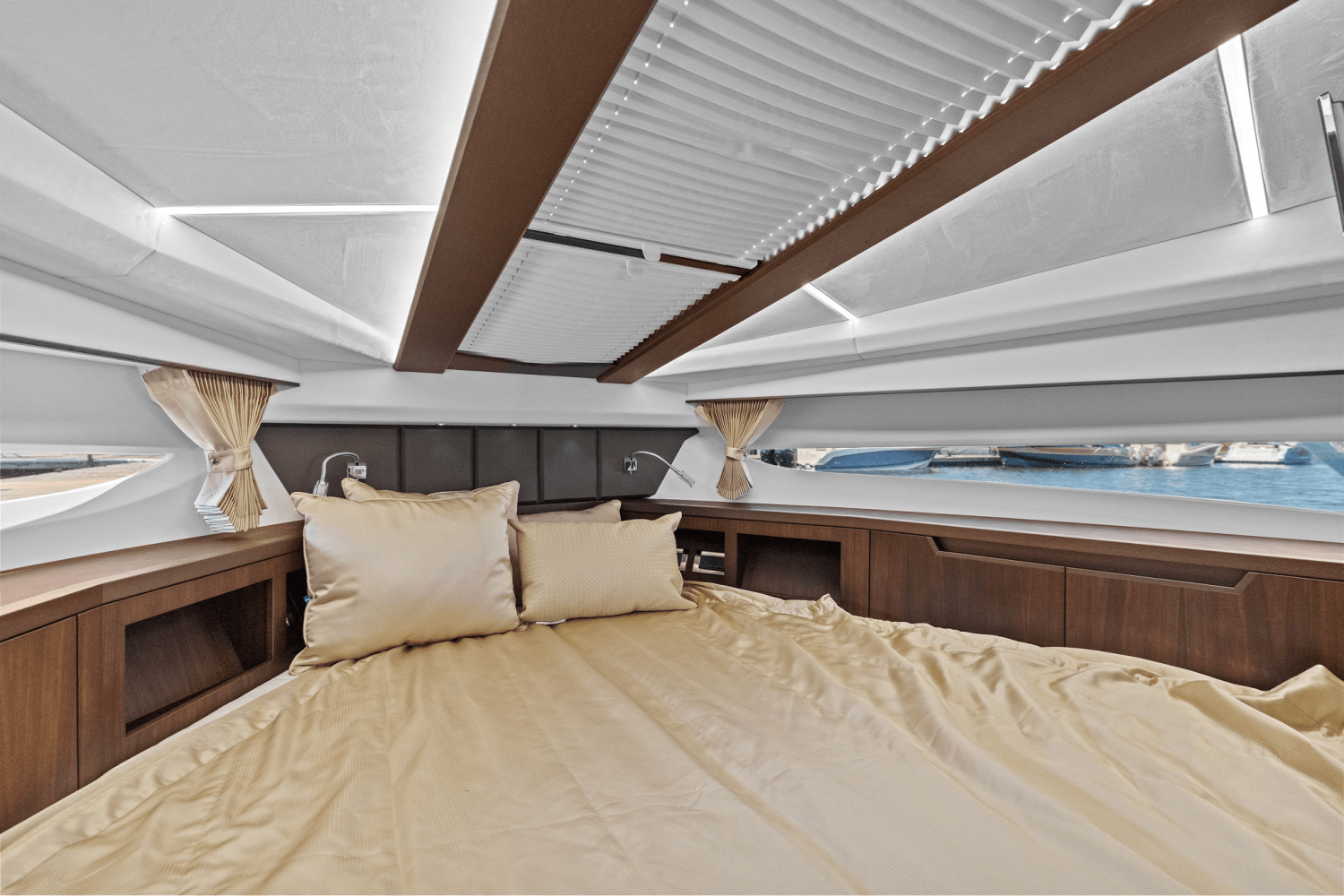 2024 Galeon 425 HTS Image Thumbnail #39