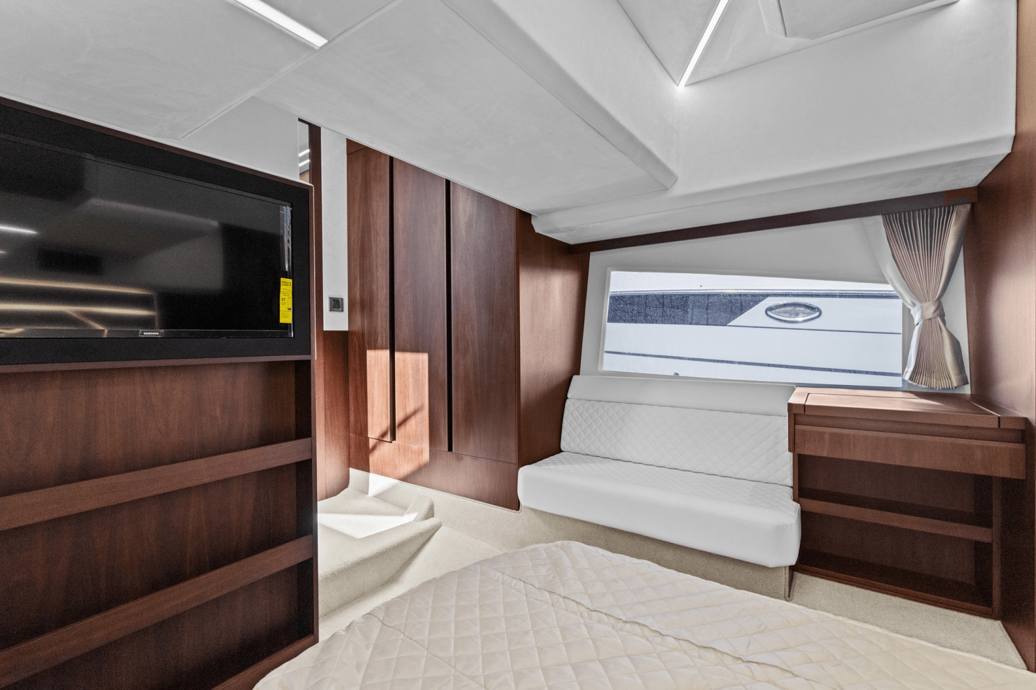 2024 Galeon 425 HTS Image Thumbnail #32
