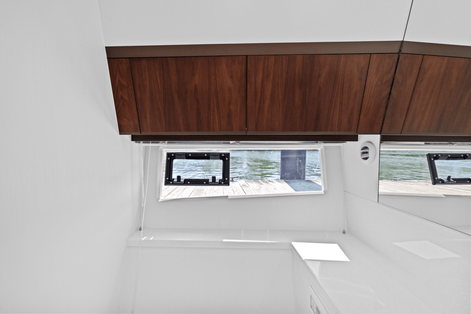 2024 Galeon 425 HTS Image Thumbnail #42