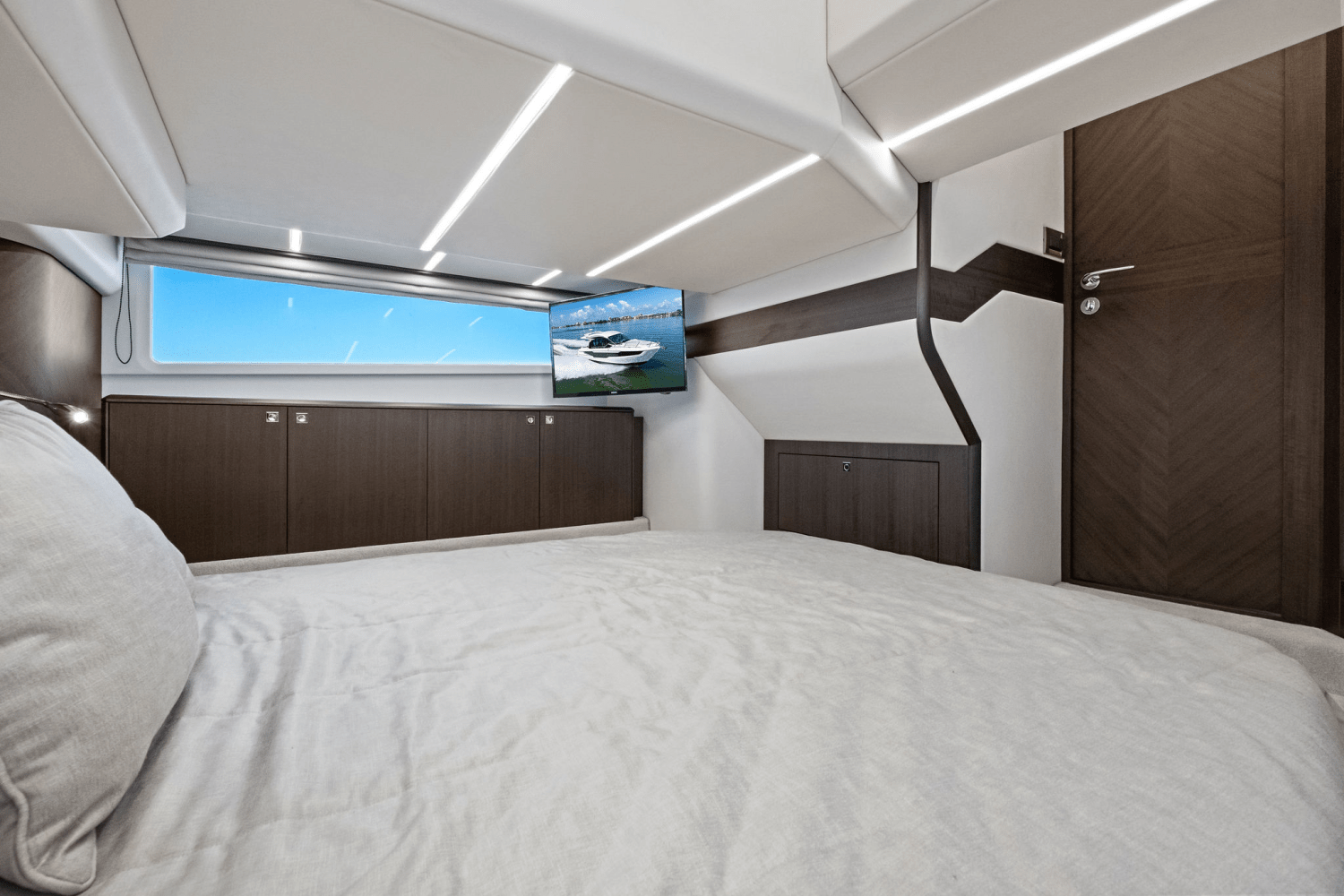 2025 Galeon 410 HTC Image Thumbnail #26