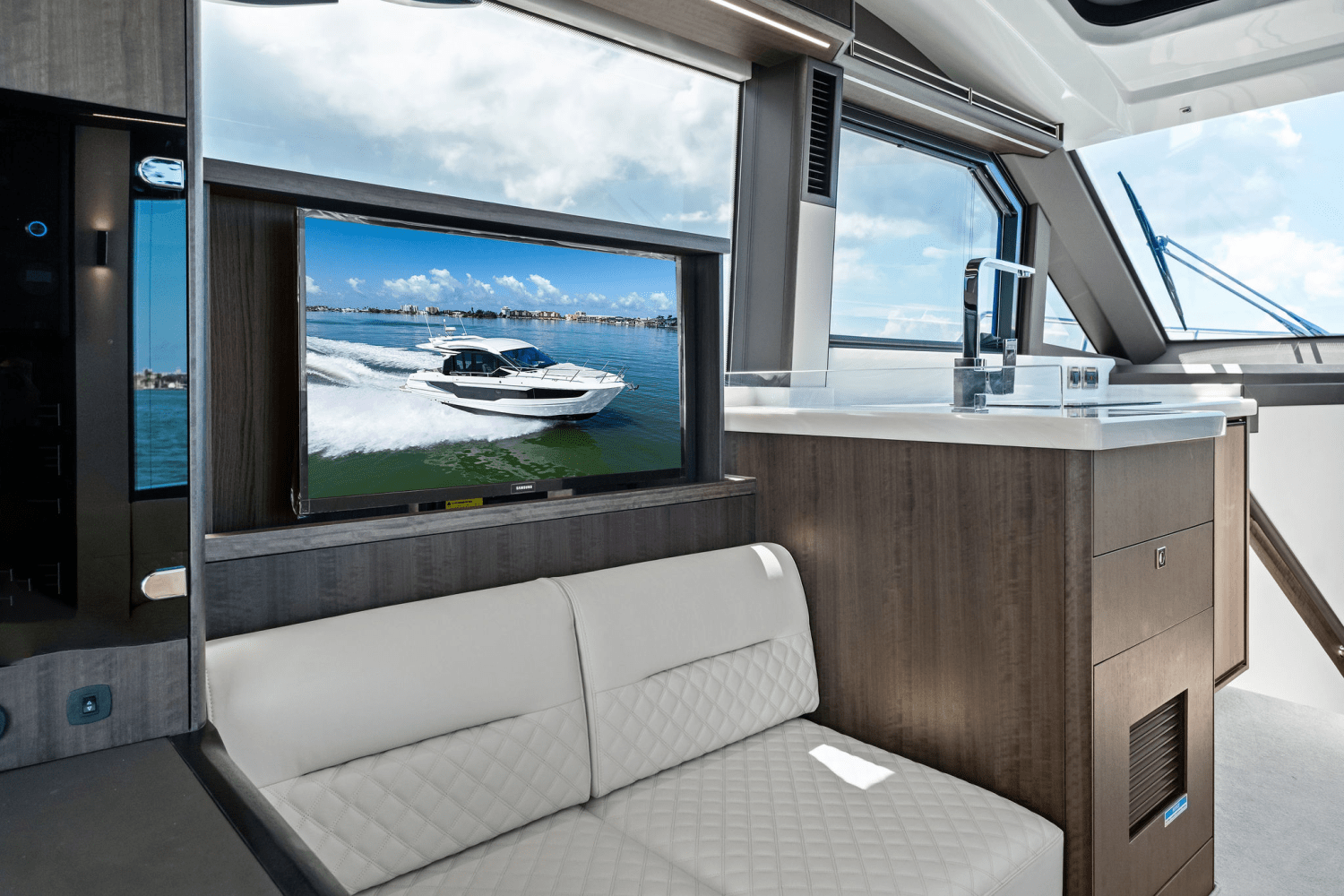 2025 Galeon 410 HTC Image Thumbnail #43