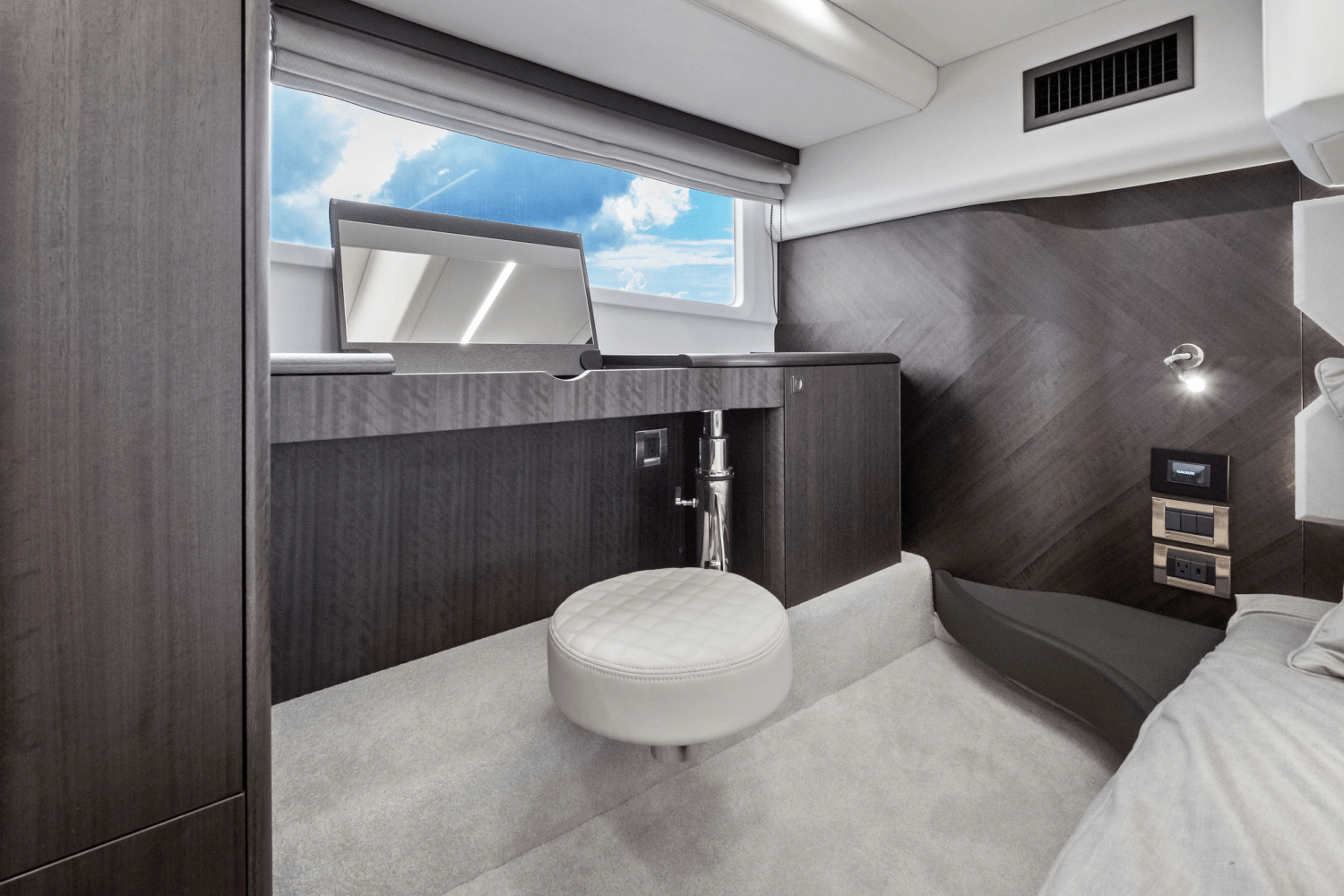 2025 Galeon 410 HTC Image Thumbnail #27