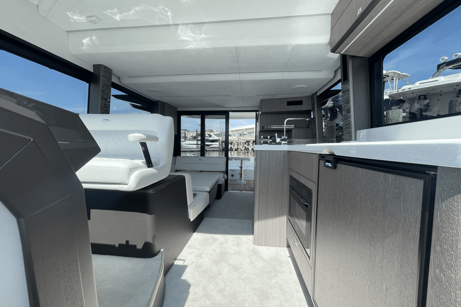 2024 Galeon 400 FLY Image Thumbnail #6