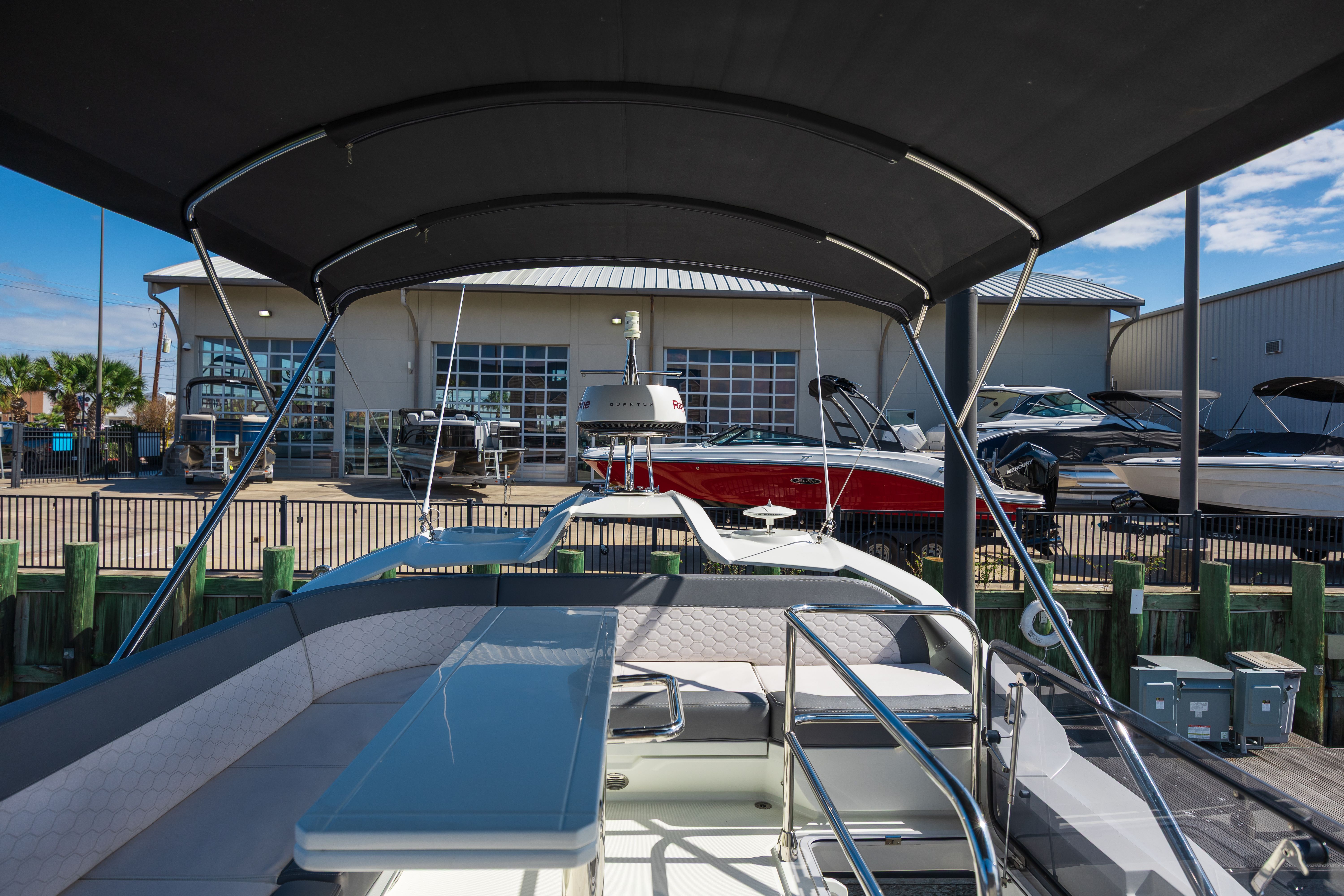 2024 Galeon 400 FLY Image Thumbnail #9