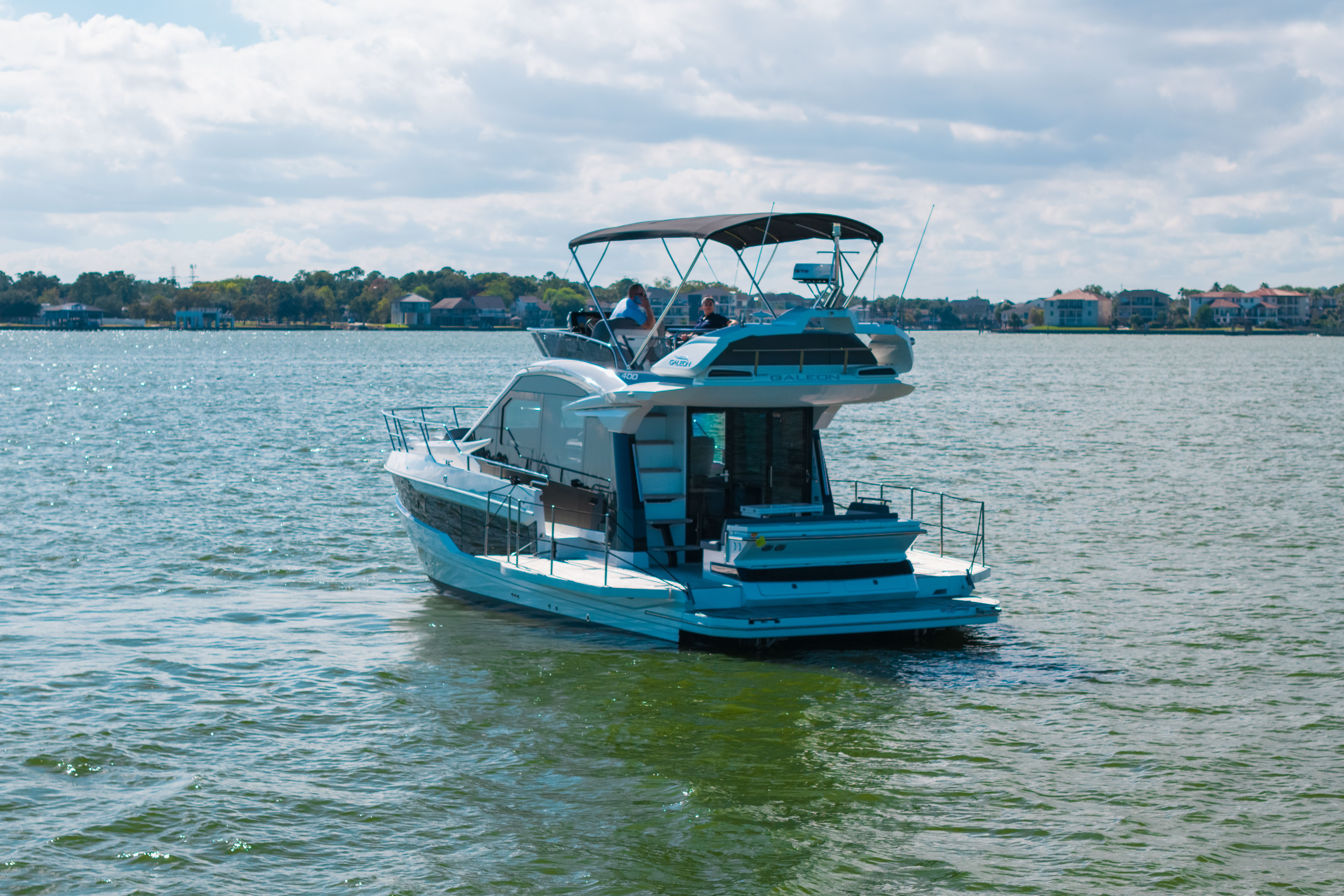 2024 Galeon 400 FLY Image Thumbnail #3