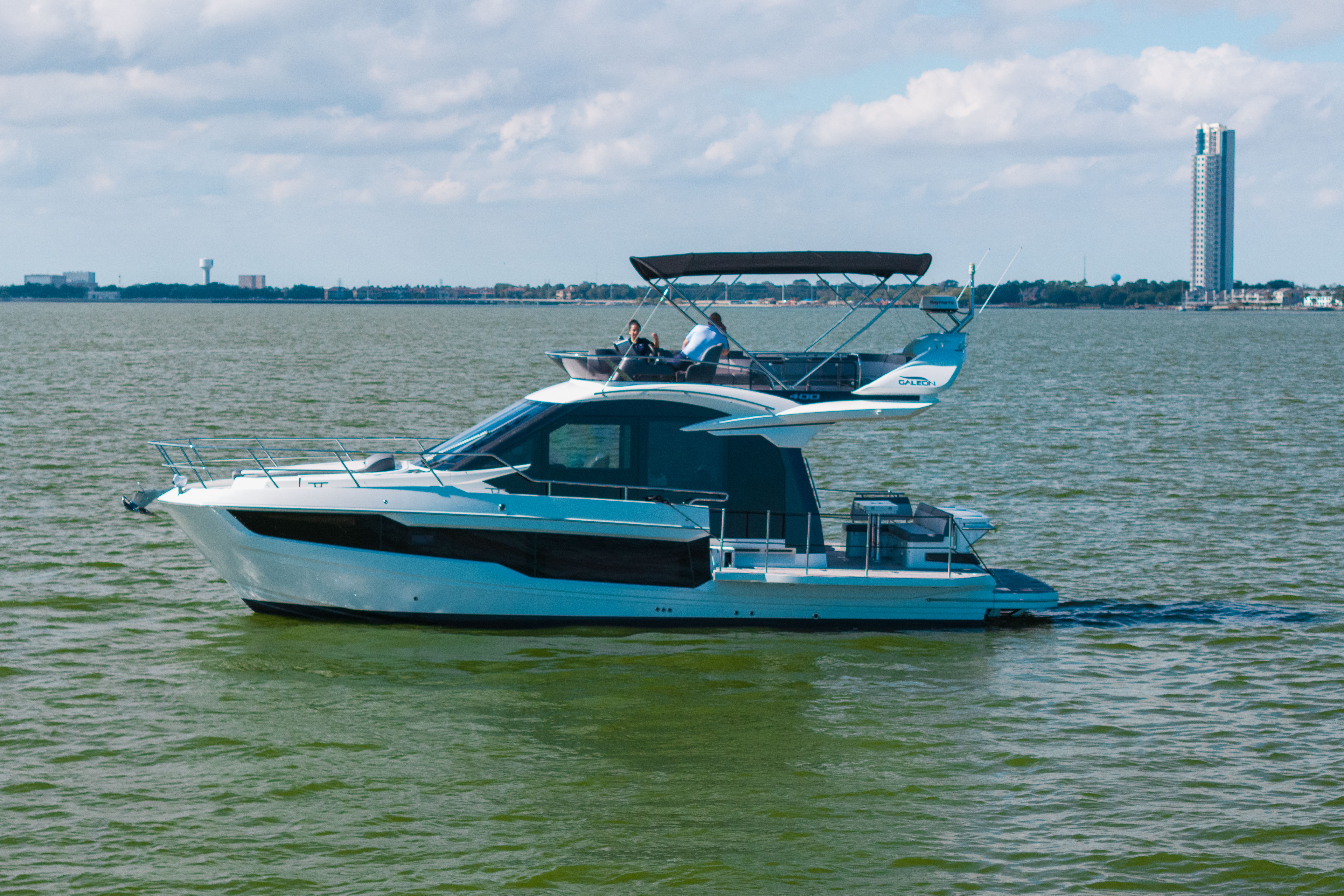2024 Galeon 400 FLY Image Thumbnail #0