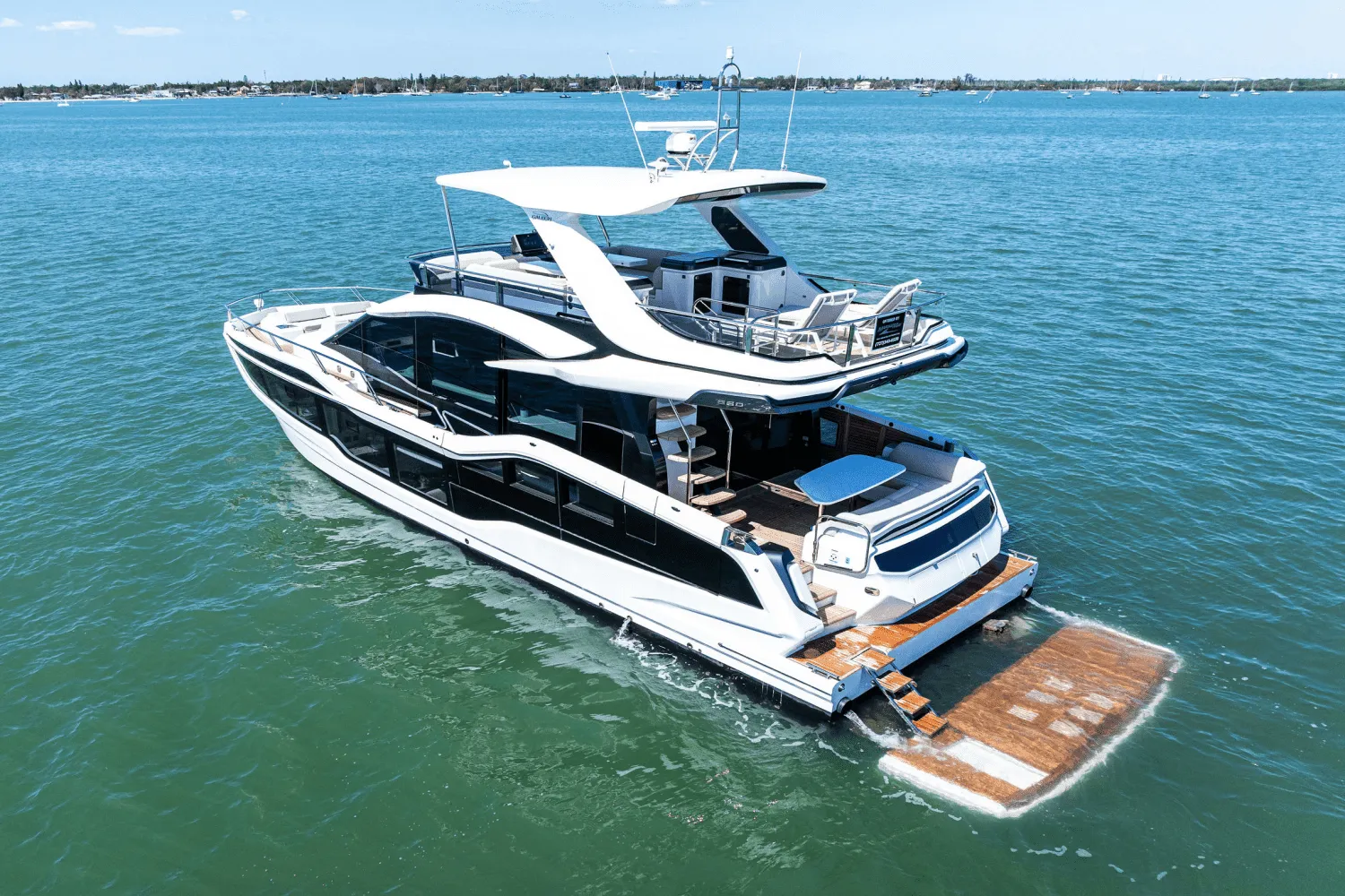 2025 Galeon 560 FLY Image Thumbnail #16