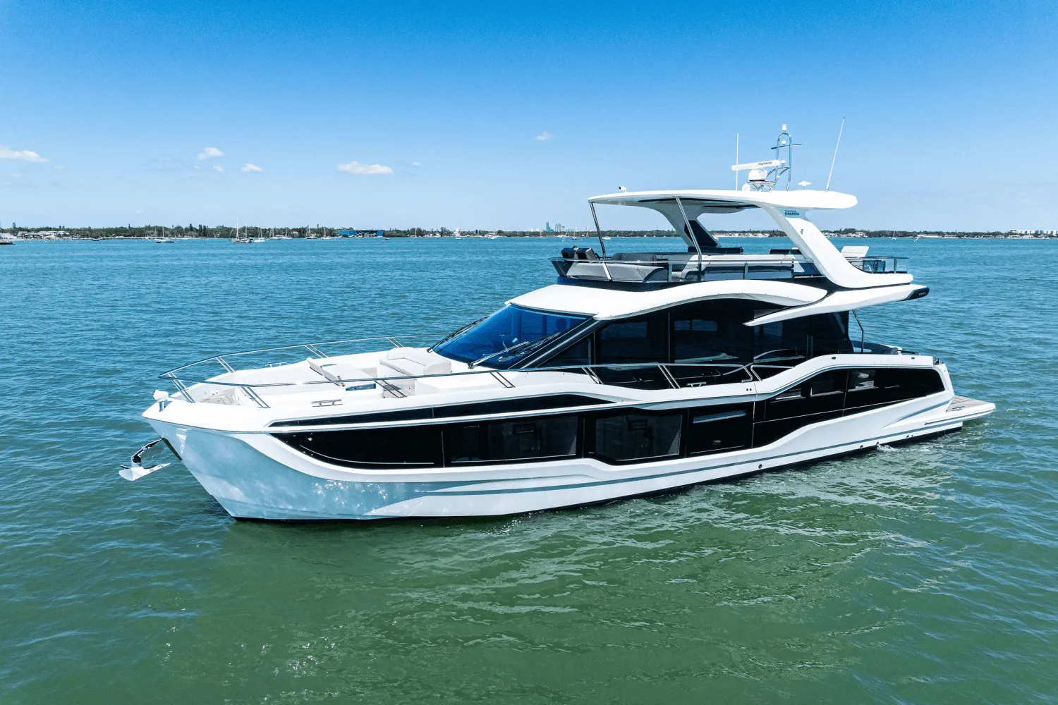 2025 Galeon 560 FLY Image Thumbnail #3