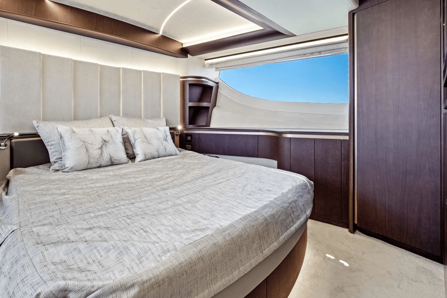 2025 Galeon 560 FLY Image Thumbnail #60