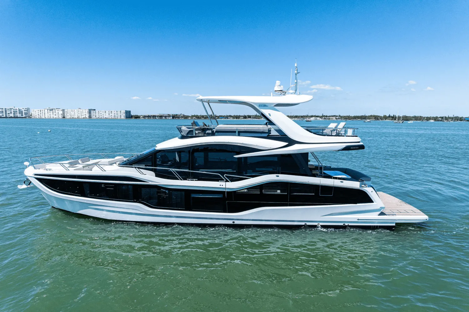 2025 Galeon 560 FLY Image Thumbnail #4