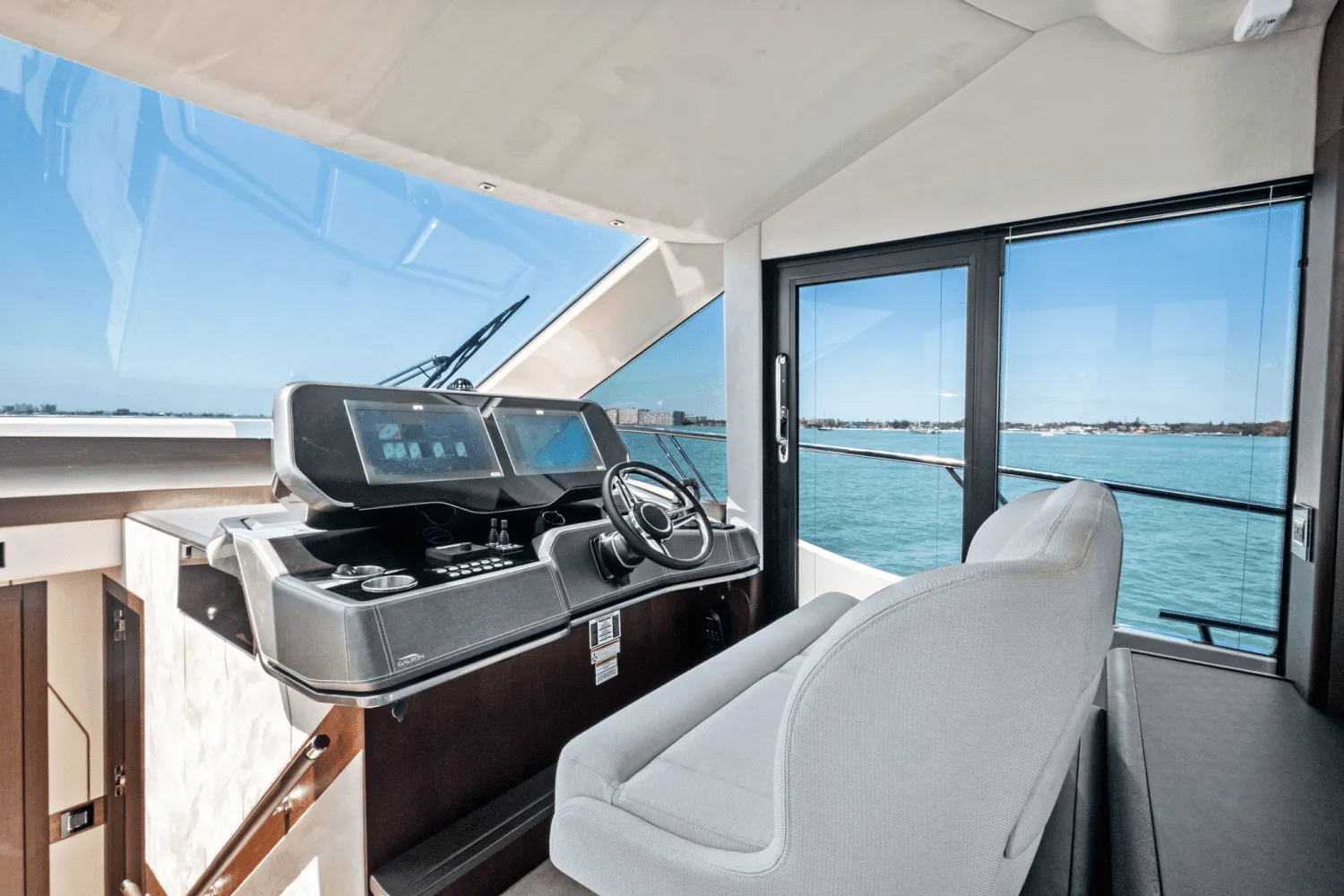 2025 Galeon 560 FLY Image Thumbnail #41