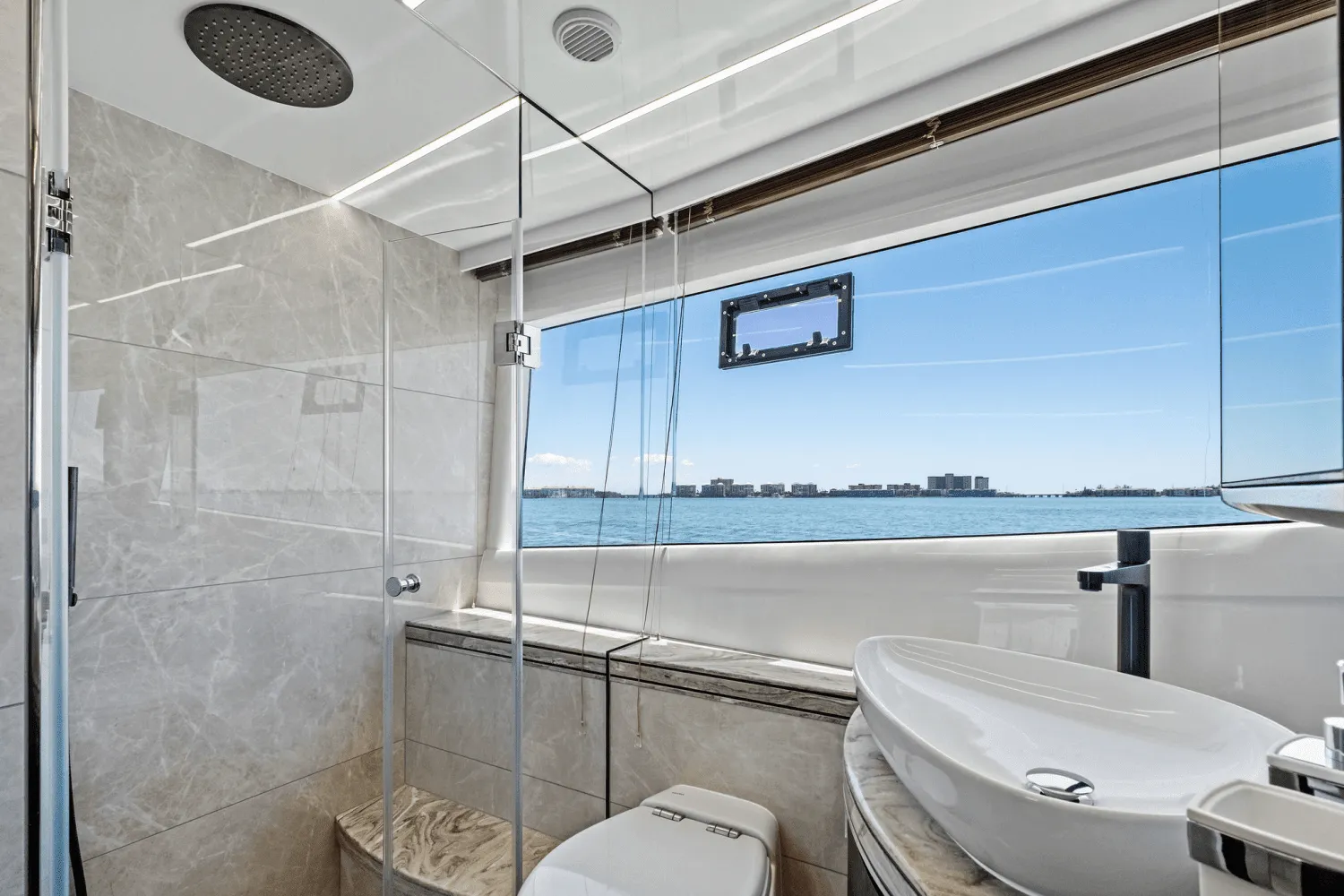 2025 Galeon 560 FLY Image Thumbnail #63