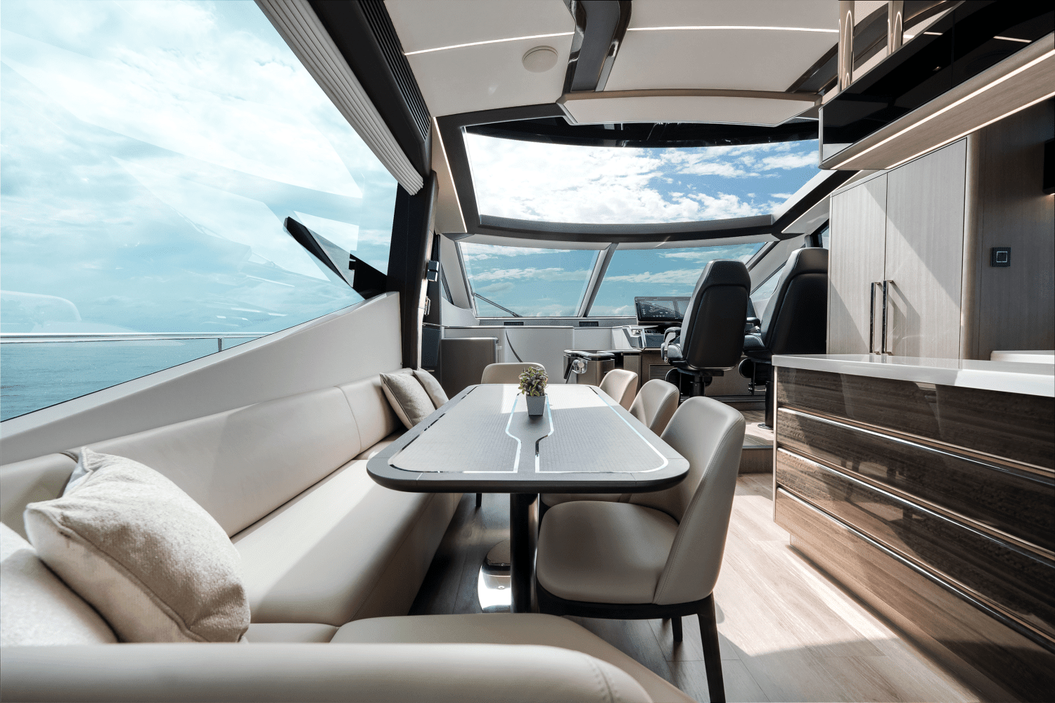 2024 Galeon 800 FLY Image Thumbnail #15