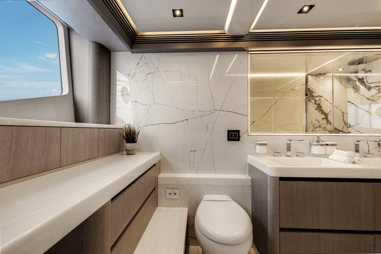 2024 Galeon 800 FLY Image Thumbnail #39