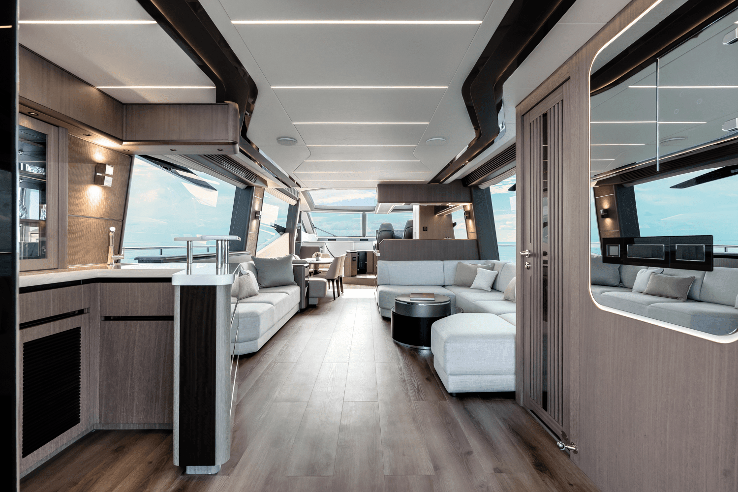 2024 Galeon 800 FLY Image Thumbnail #9