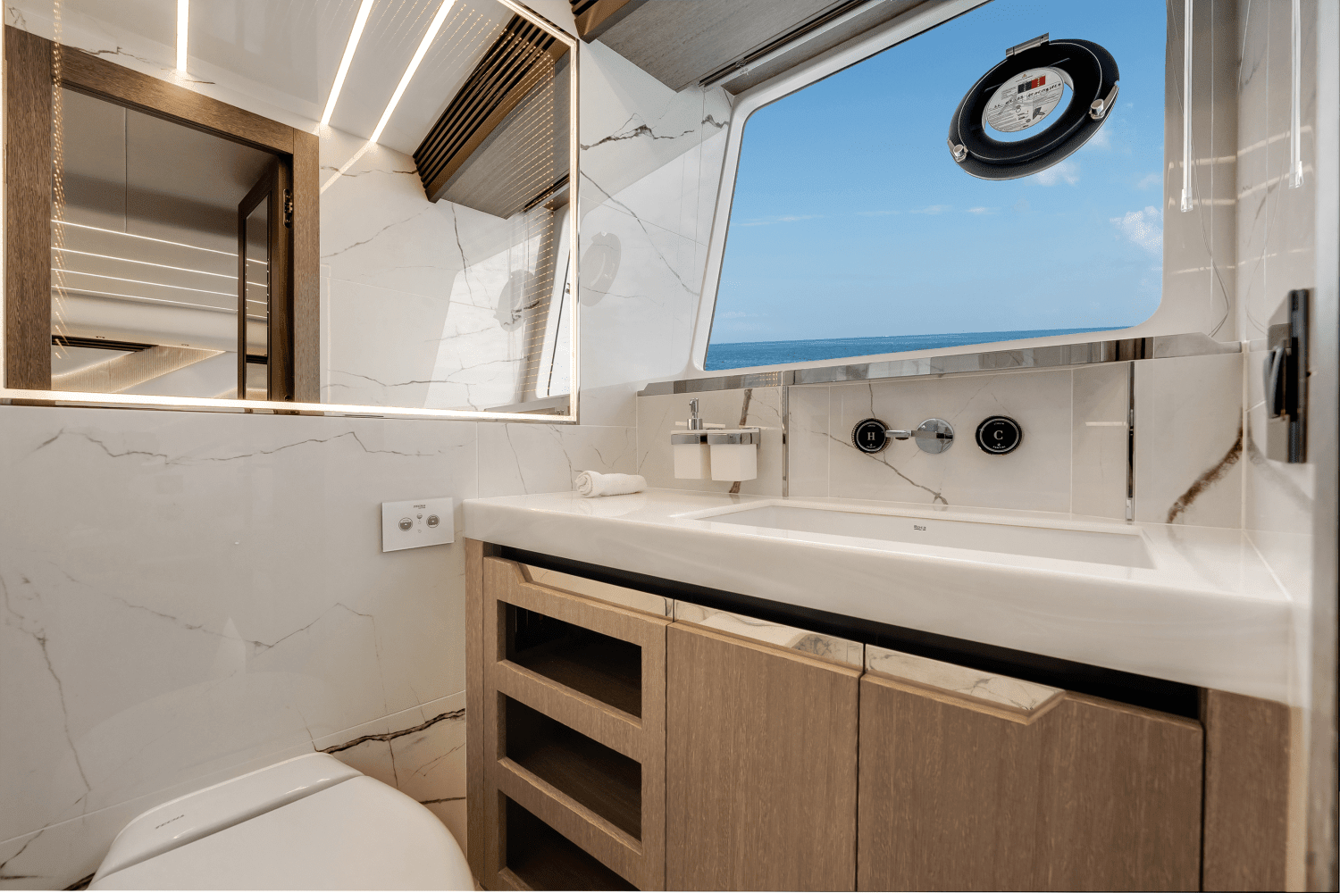 2024 Galeon 800 FLY Image Thumbnail #48