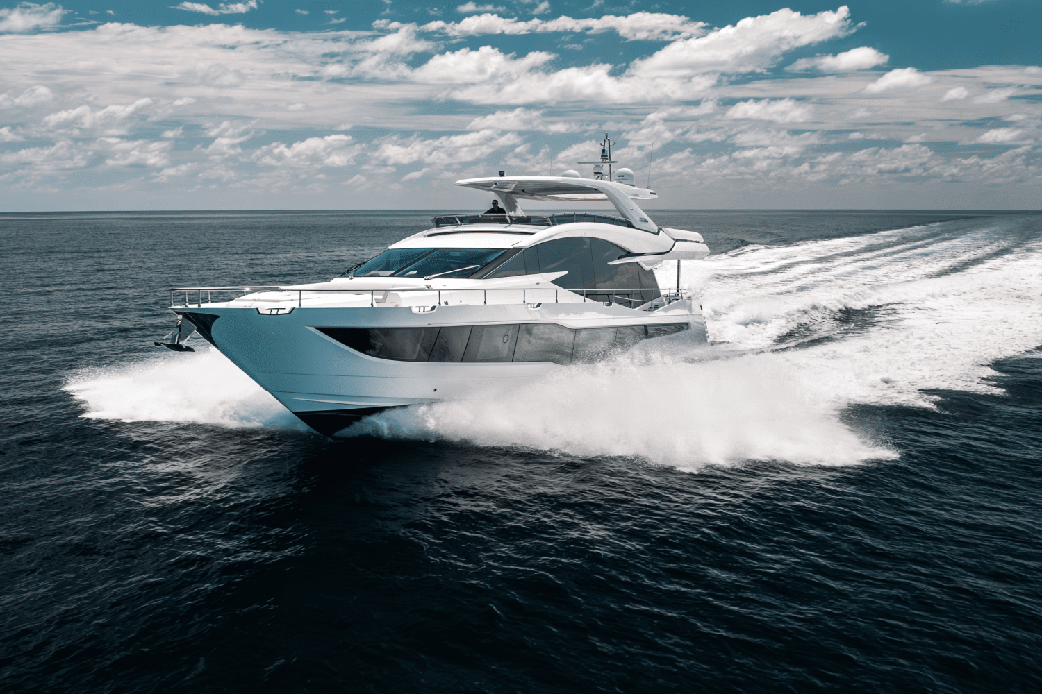 2024 Galeon 800 FLY Image Thumbnail #2