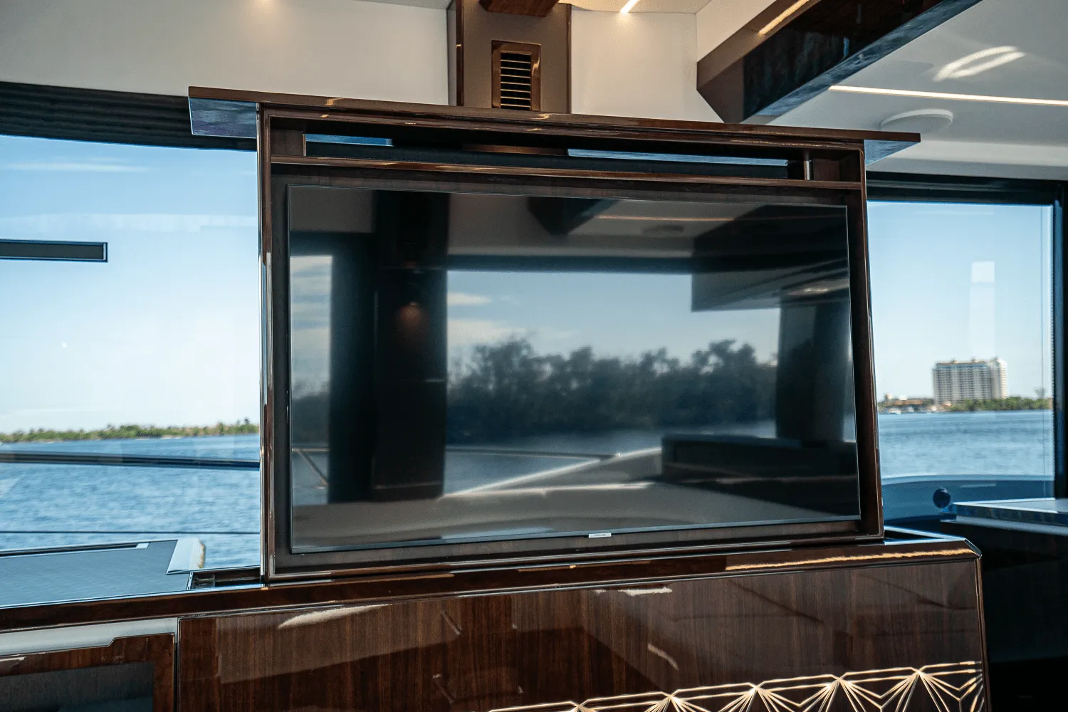 2026 Galeon 640 FLY Image Thumbnail #23