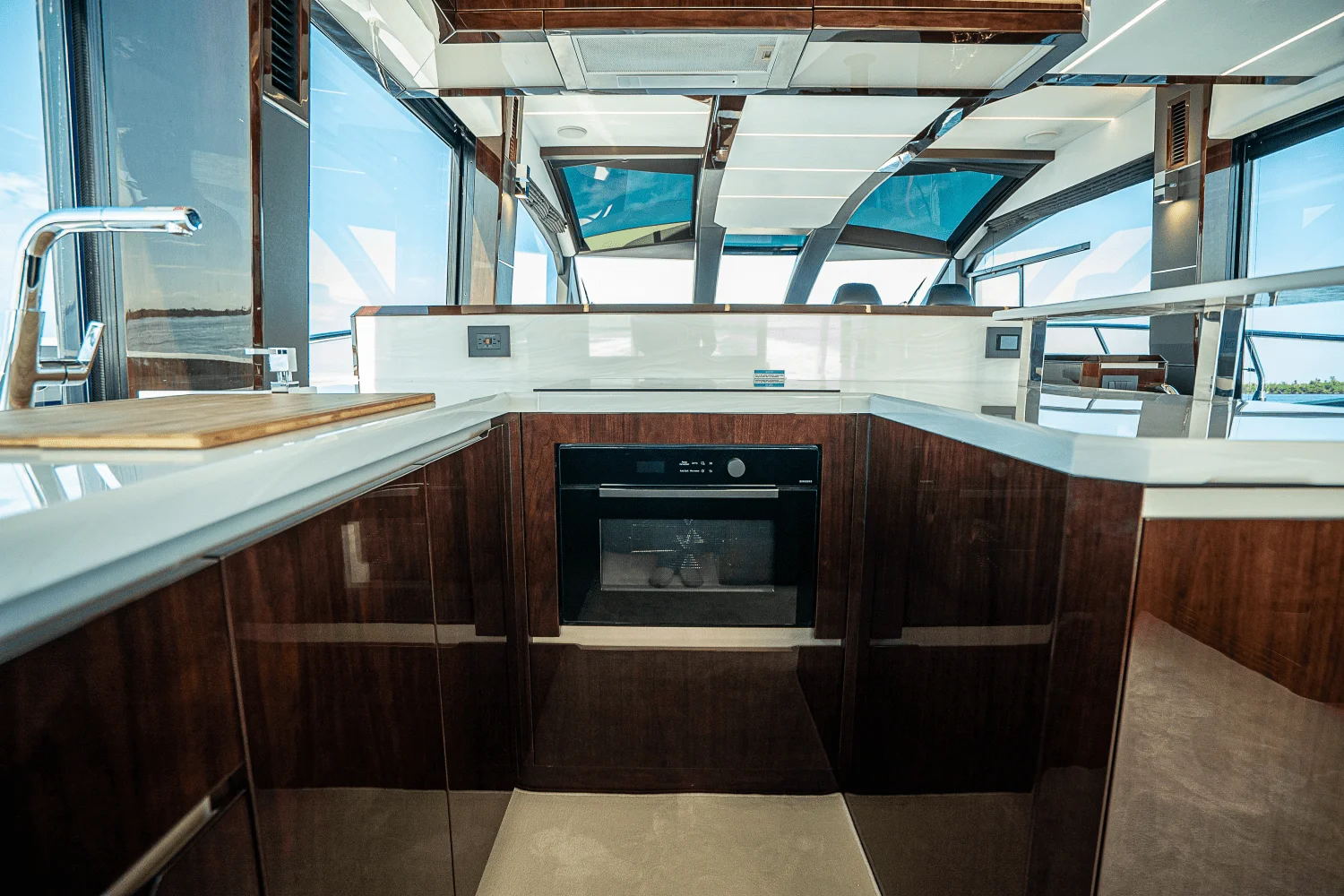 2026 Galeon 640 FLY Image Thumbnail #12