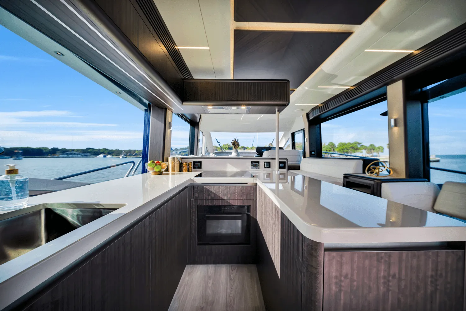 2025 Galeon 560 FLY Image Thumbnail #35