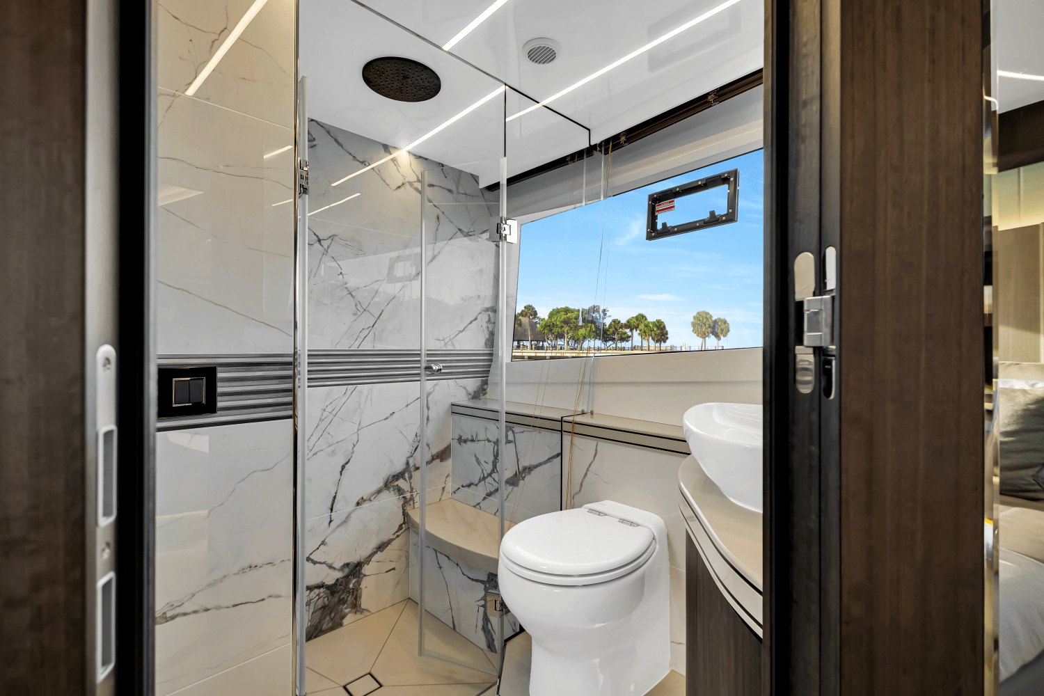 2025 Galeon 560 FLY Image Thumbnail #67