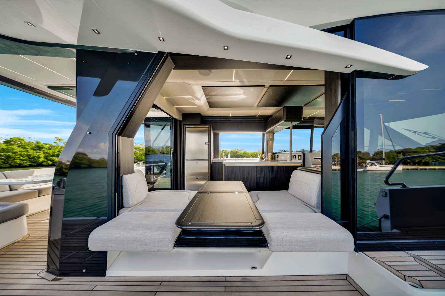 2025 Galeon 560 FLY Image Thumbnail #45