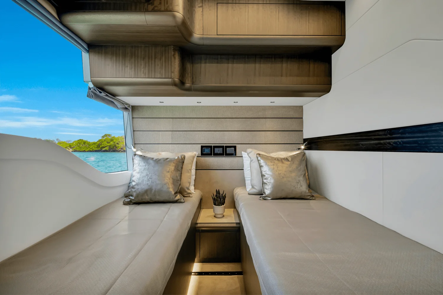 2025 Galeon 560 FLY Image Thumbnail #95