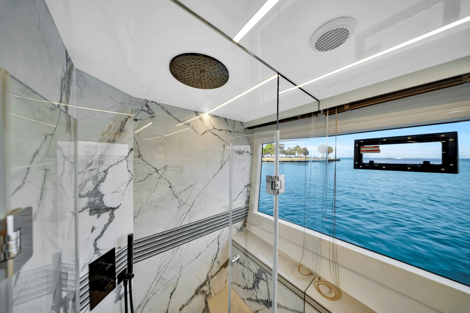 2025 Galeon 560 FLY Image Thumbnail #74