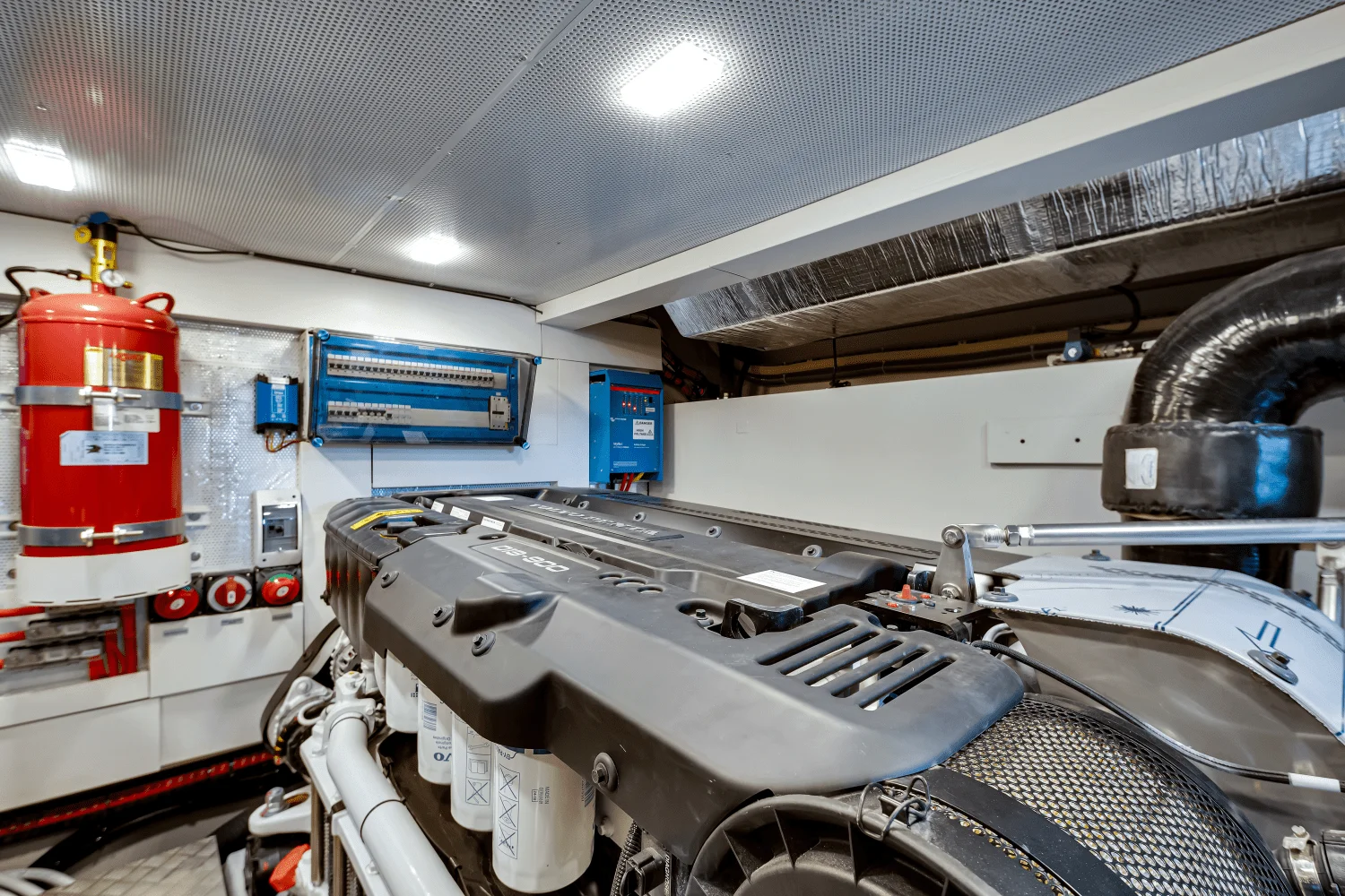 2025 Galeon 560 FLY Image Thumbnail #18