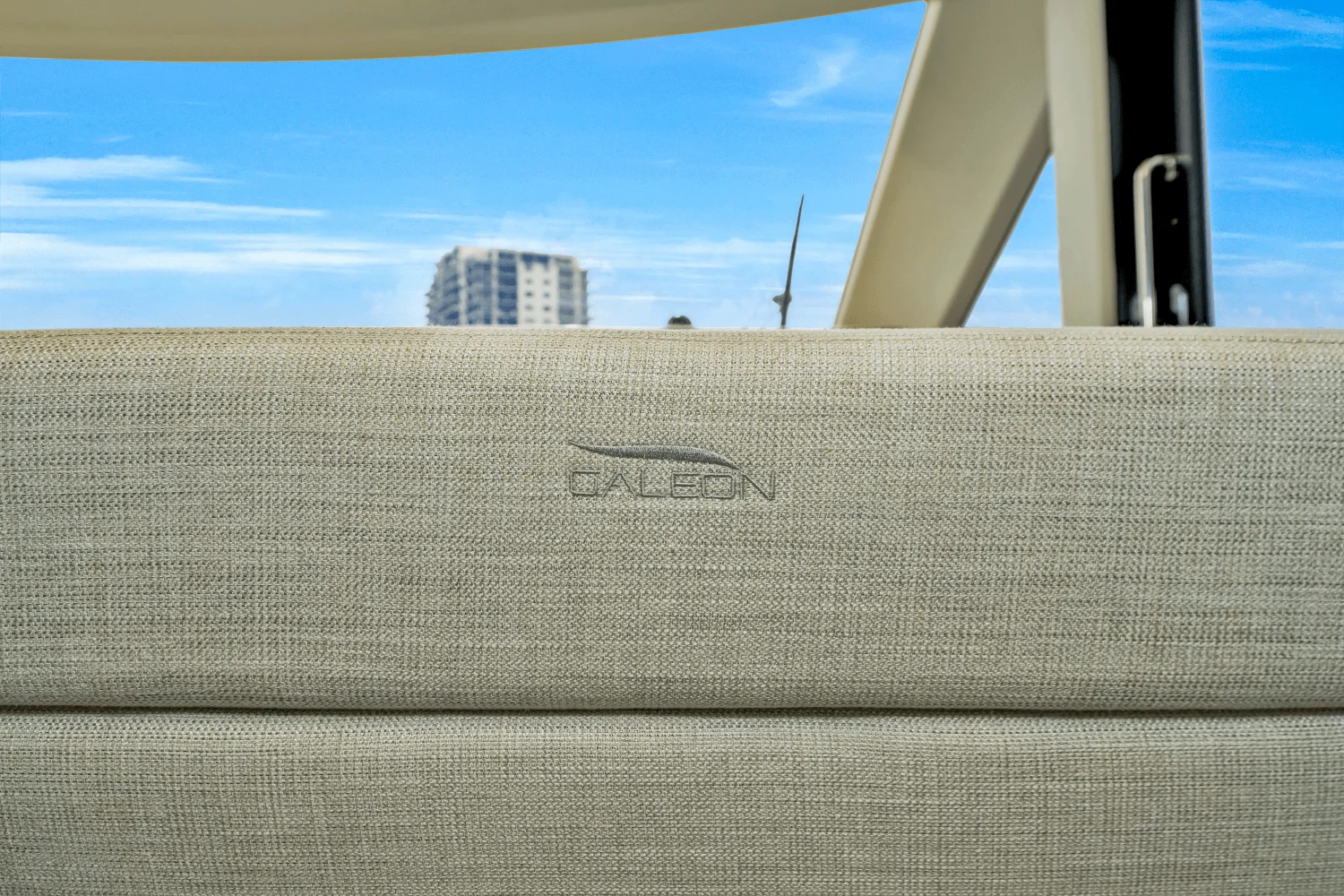 2025 Galeon 560 FLY Image Thumbnail #4