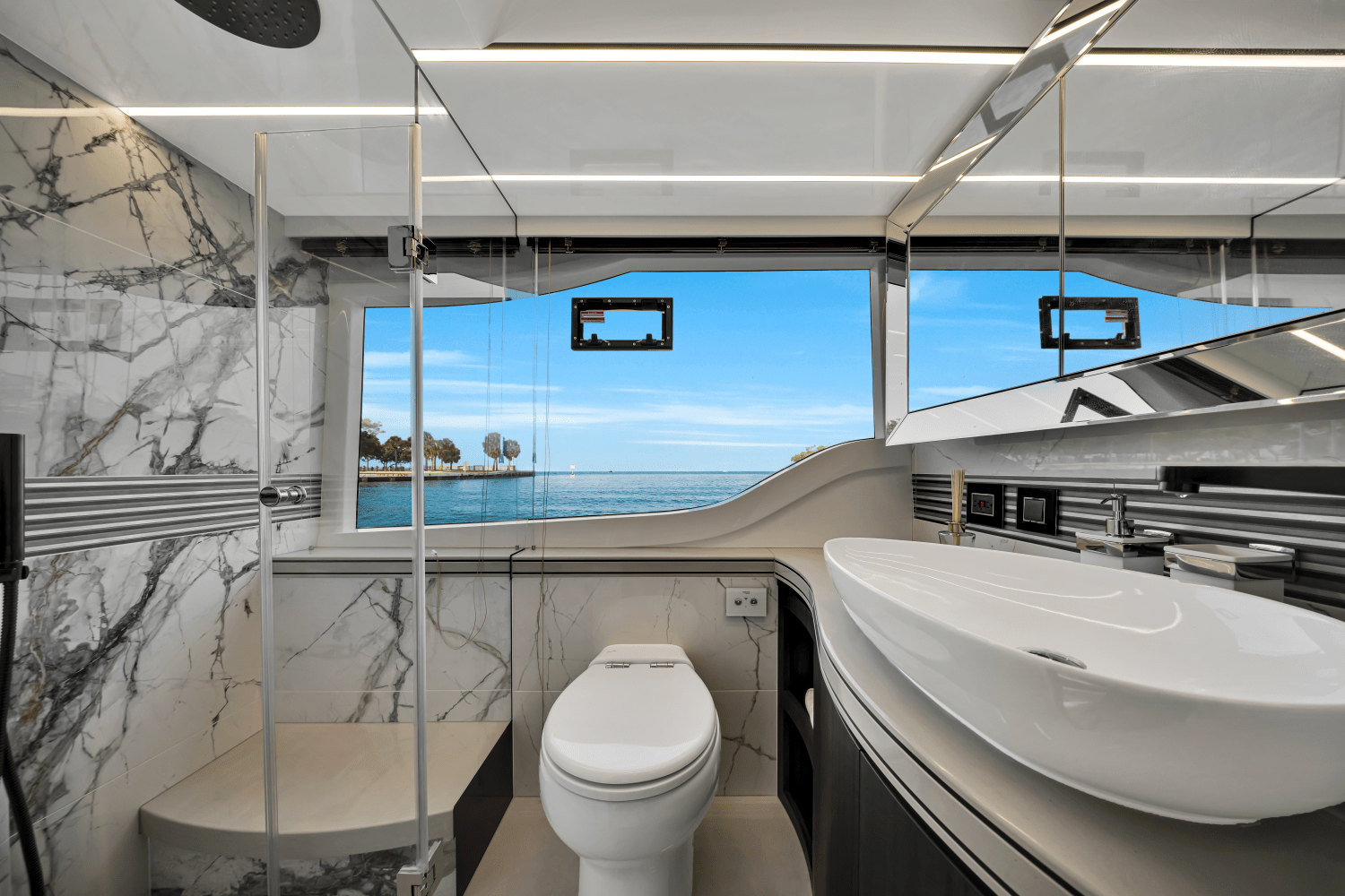2025 Galeon 560 FLY Image Thumbnail #83