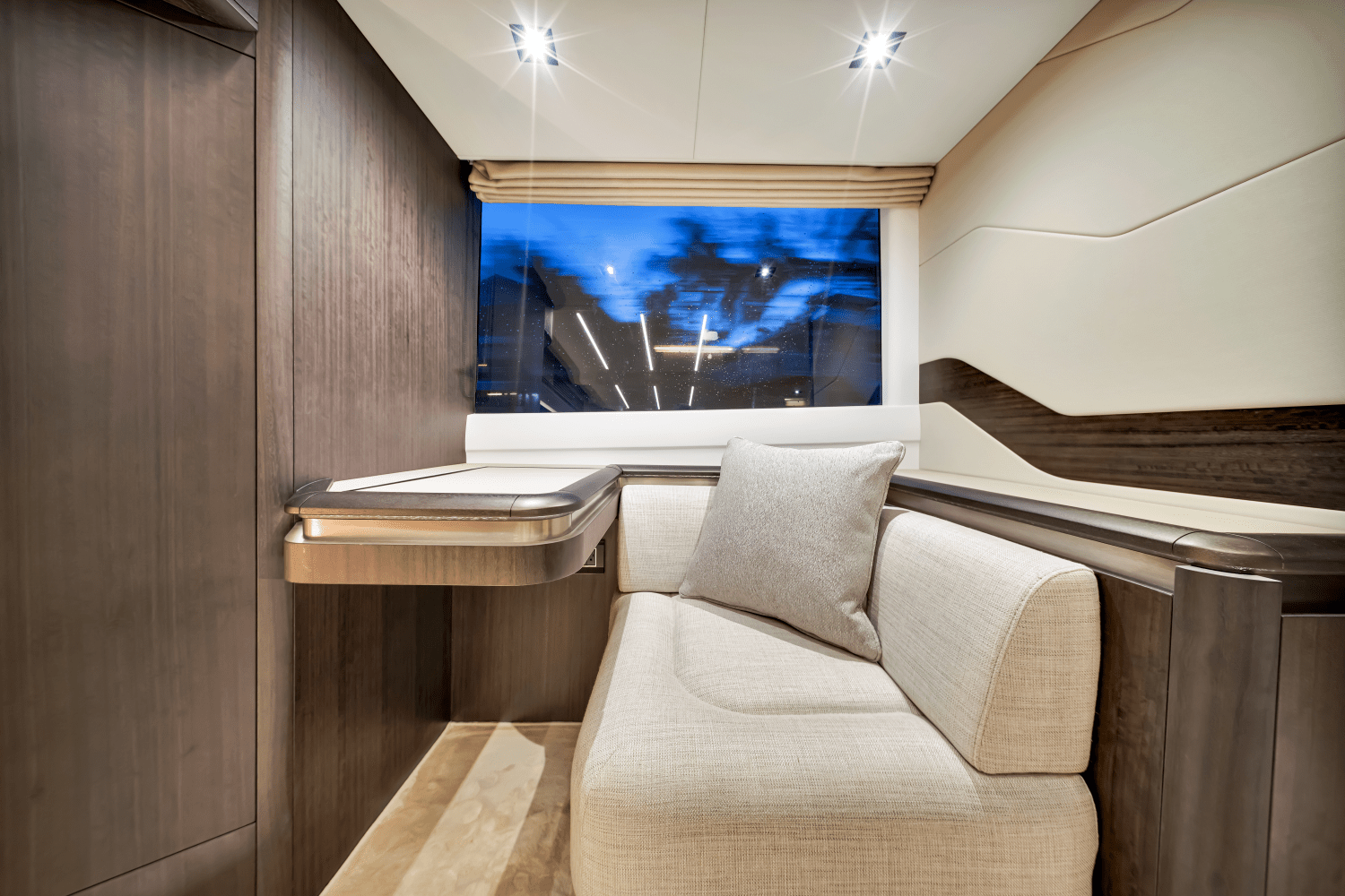 2025 Galeon 560 FLY Image Thumbnail #25
