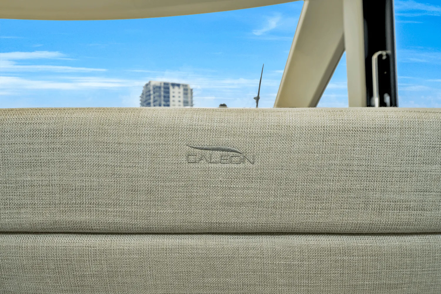 2025 Galeon 560 FLY Image Thumbnail #4