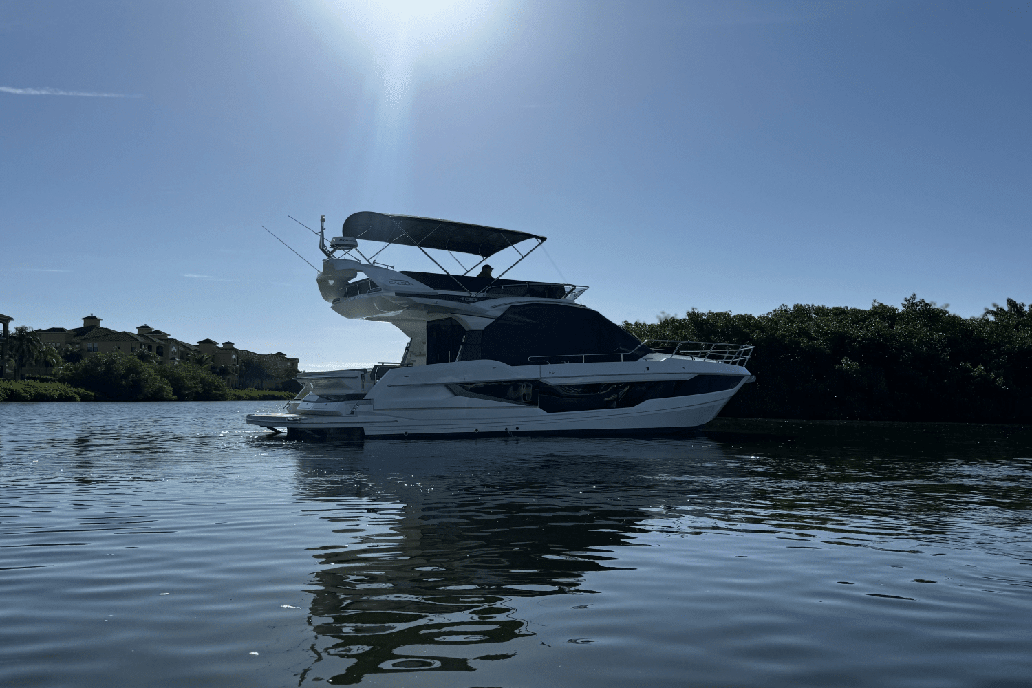 2025 Galeon 400 FLY Image Thumbnail #11