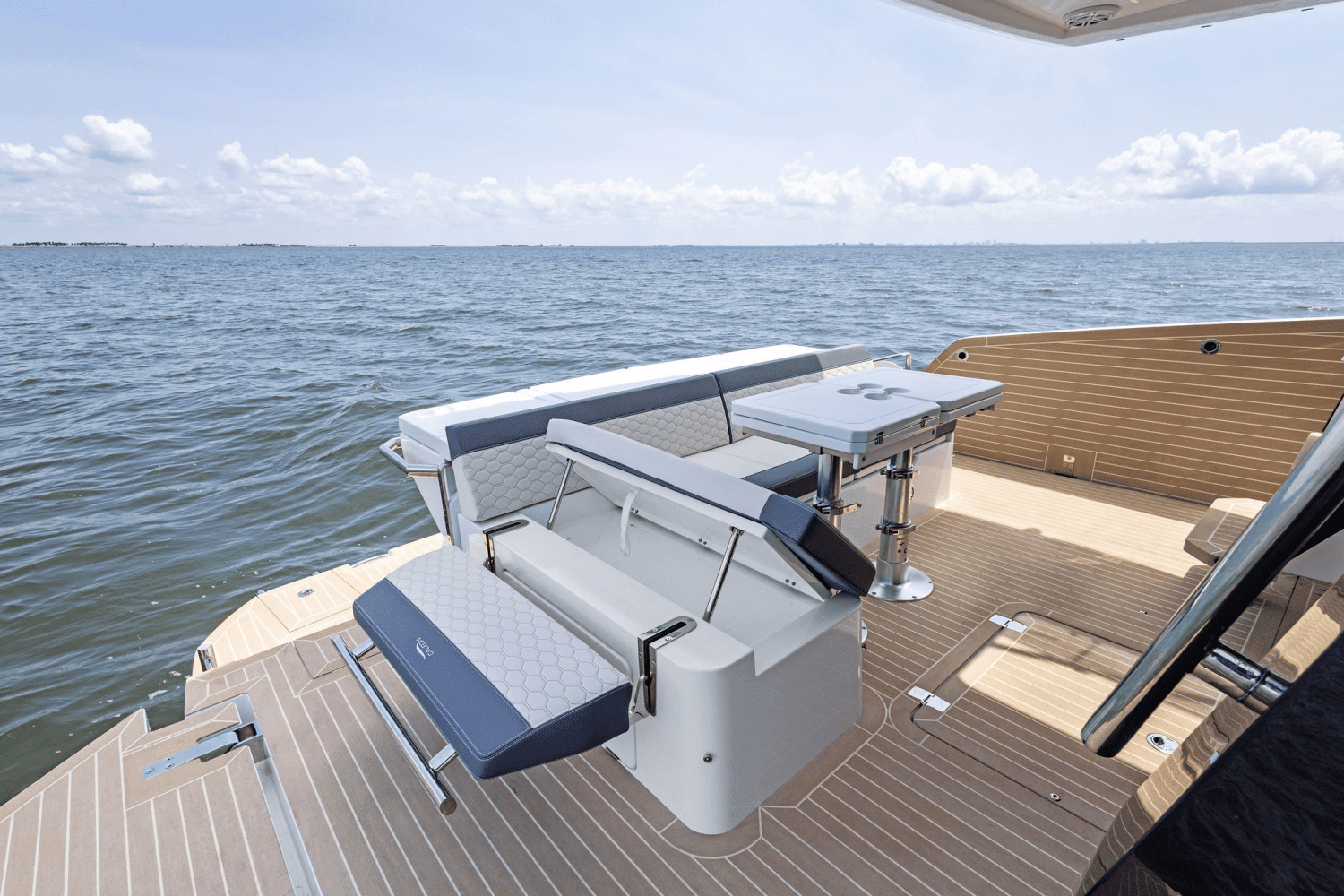 2025 Galeon 400 FLY Image Thumbnail #40