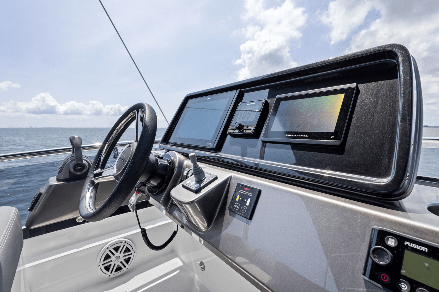 2025 Galeon 400 FLY Image Thumbnail #24