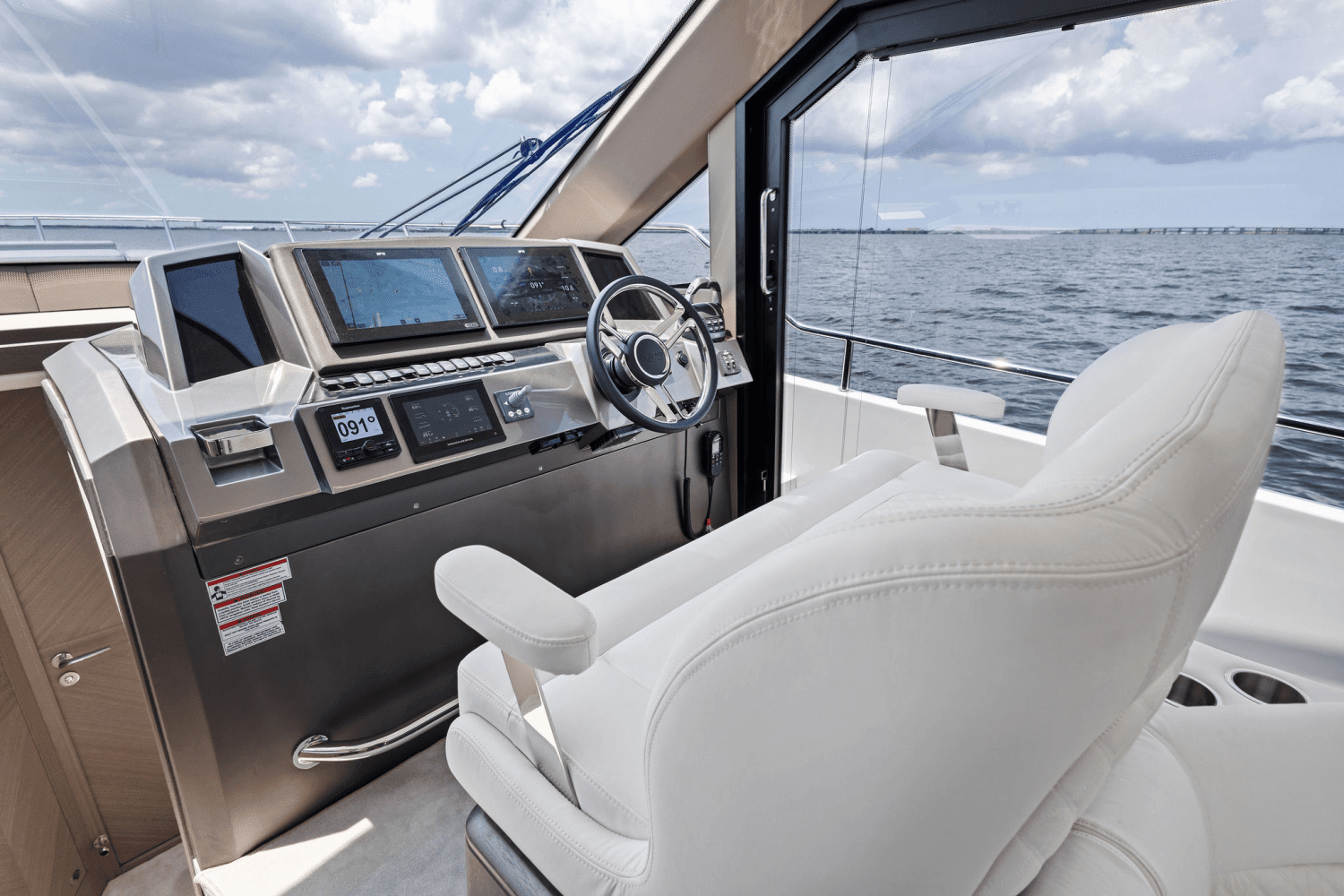 2025 Galeon 400 FLY Image Thumbnail #55